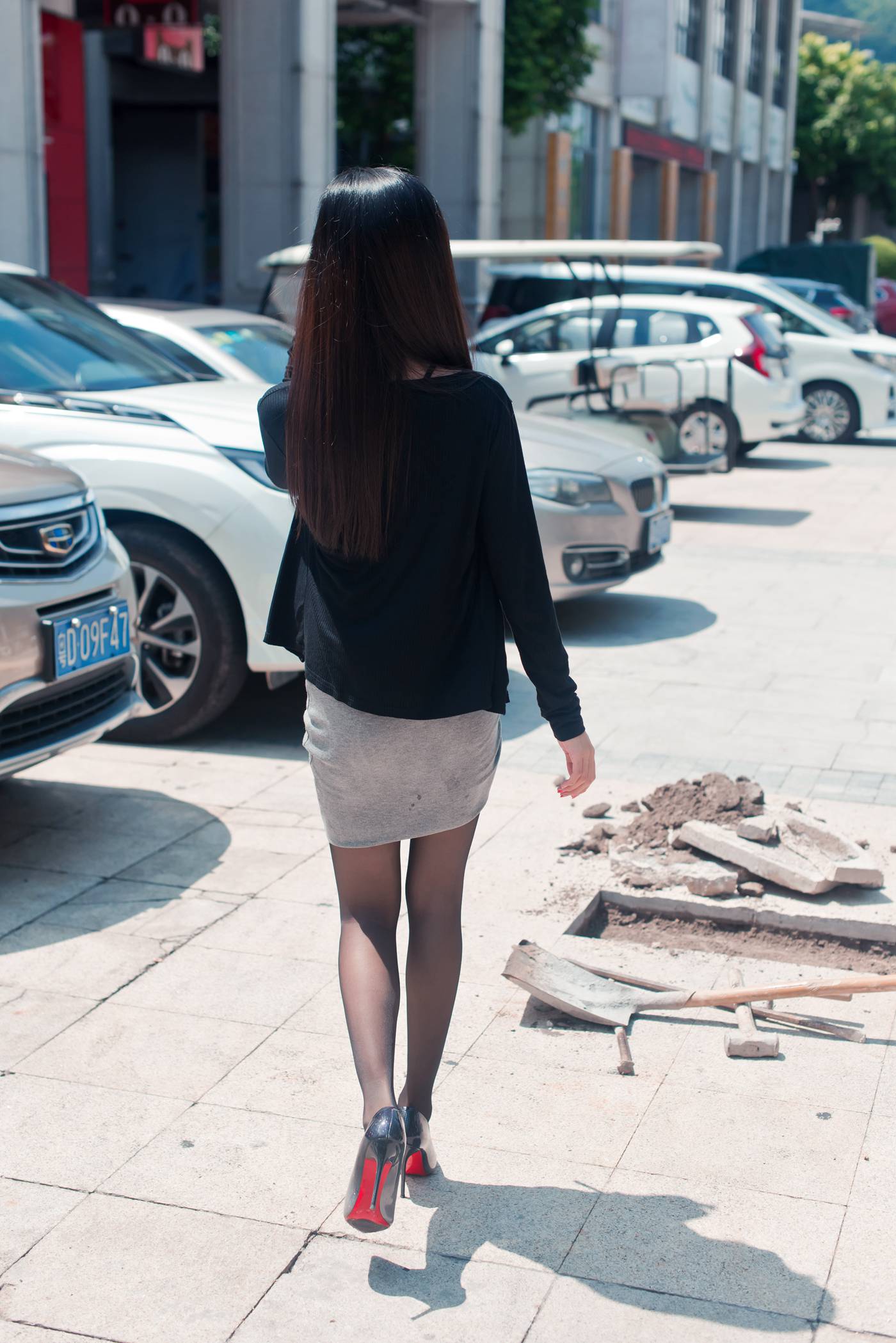 图片[74]-[LISS丽丝映像]NO.047《秋季御风的俏丽黑丝出行》[99P] – 速更版-美库