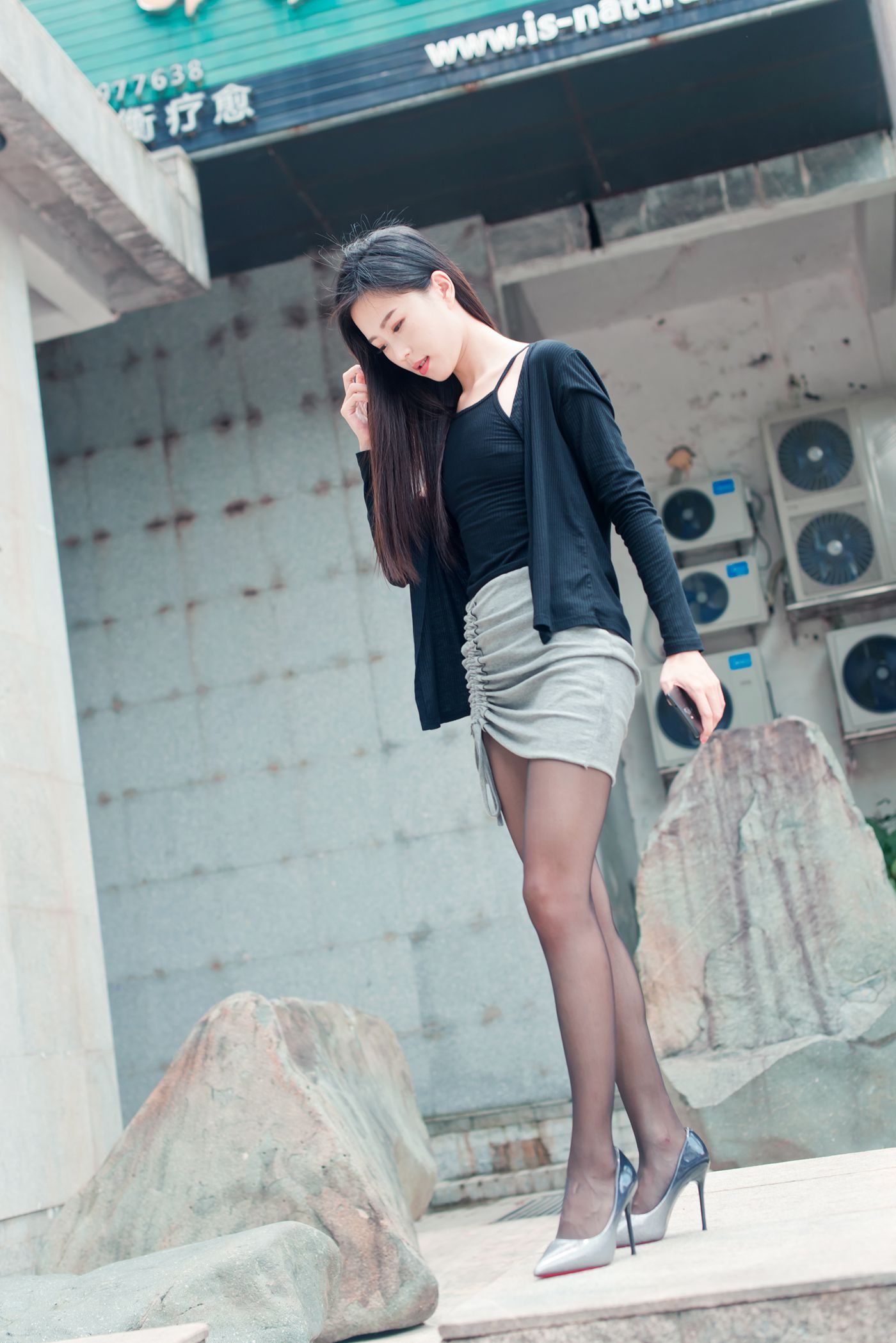 图片[96]-[LISS丽丝映像]NO.047《秋季御风的俏丽黑丝出行》[99P] – 速更版-美库