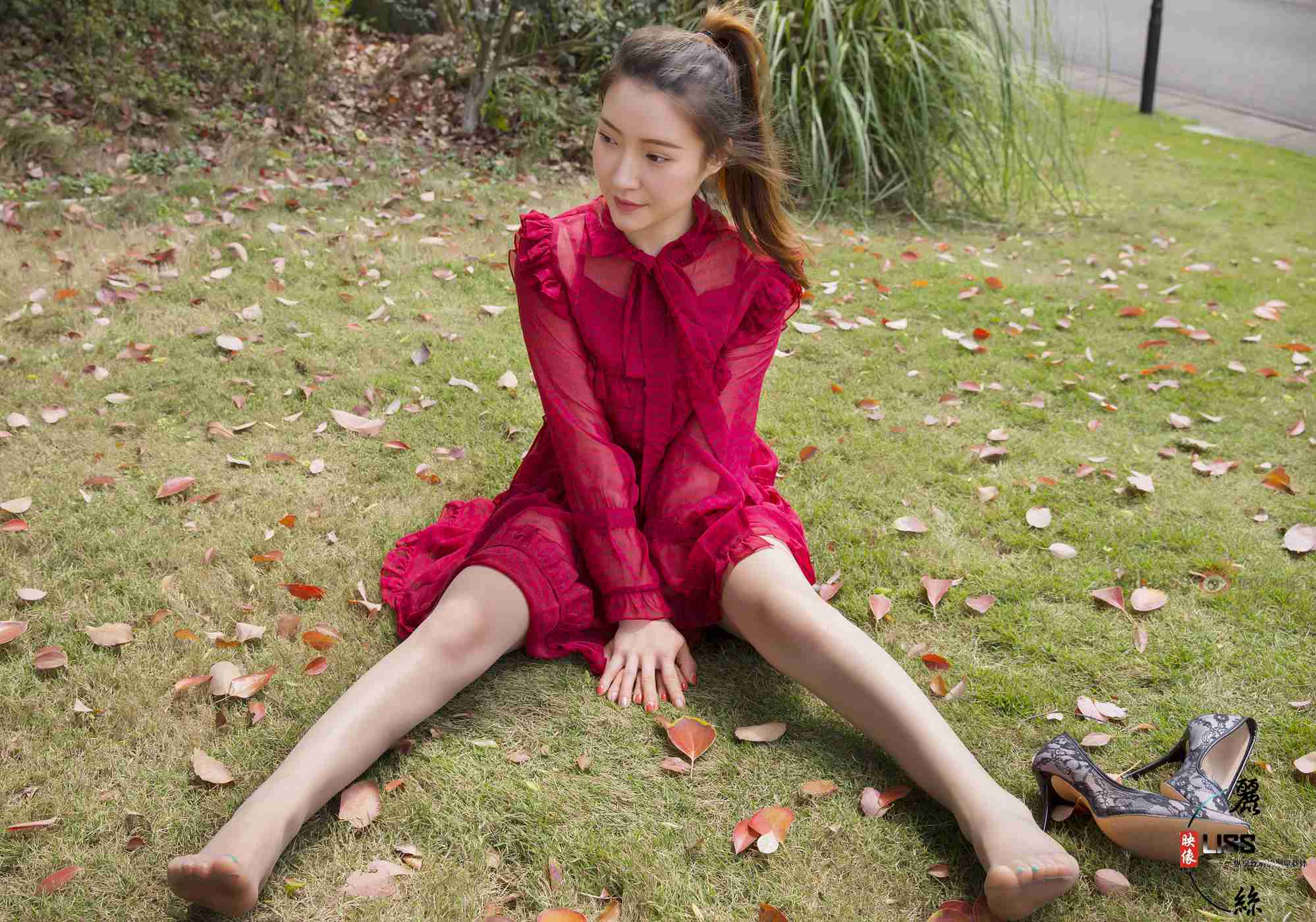 图片[48]-[LISS丽丝映像]NO.061《嫁到农村里的丝袜媳妇儿》[67P] – 速更版-美库