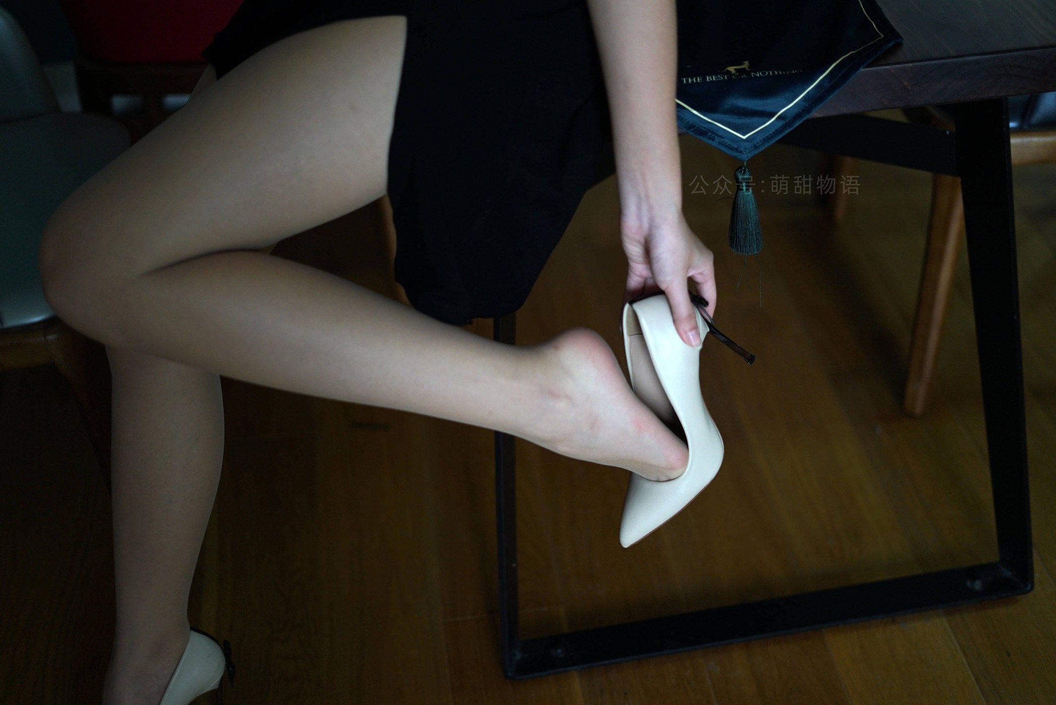 图片[71]-[萌甜物语]XM127《黑色开衩裙-苏苏》[101P] – 速更版-美库