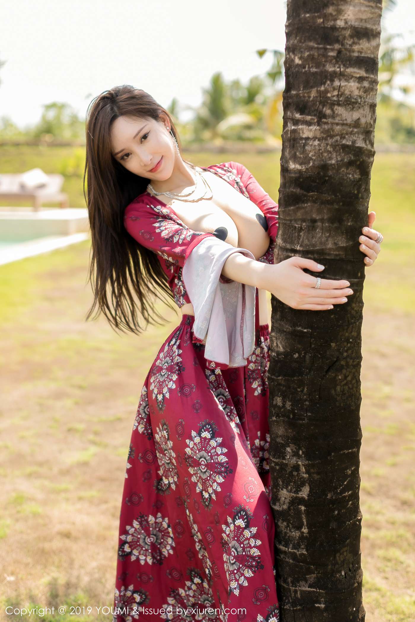 图片[21]-[YouMi尤蜜荟]YMH20191206VOL0383 2019.12.06 VOL.383 猩红的高开长裙 奶瓶土肥圆矮挫丑黑穷[62+1P] – 速更版-美库