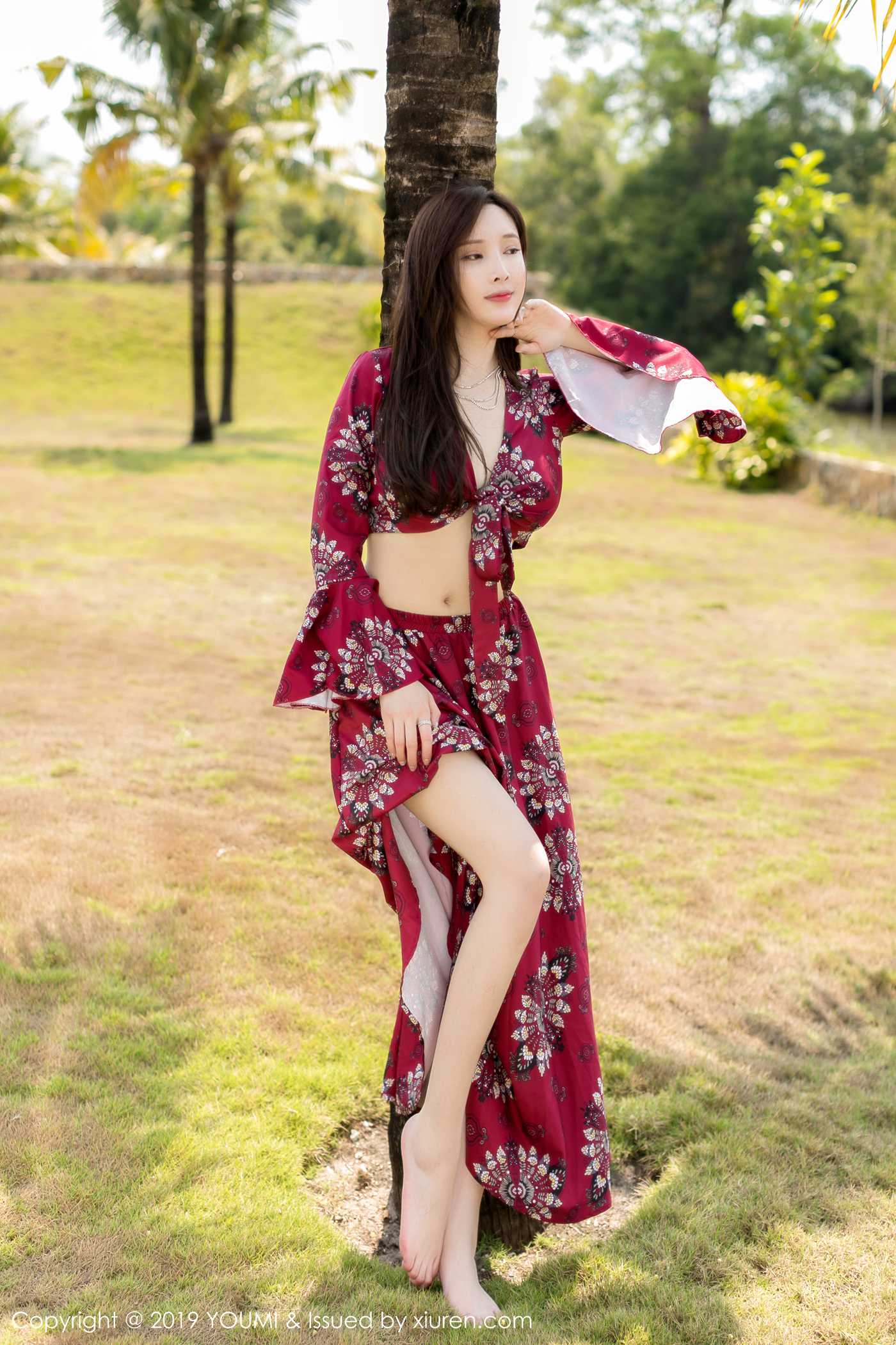 图片[25]-[YouMi尤蜜荟]YMH20191206VOL0383 2019.12.06 VOL.383 猩红的高开长裙 奶瓶土肥圆矮挫丑黑穷[62+1P] – 速更版-美库