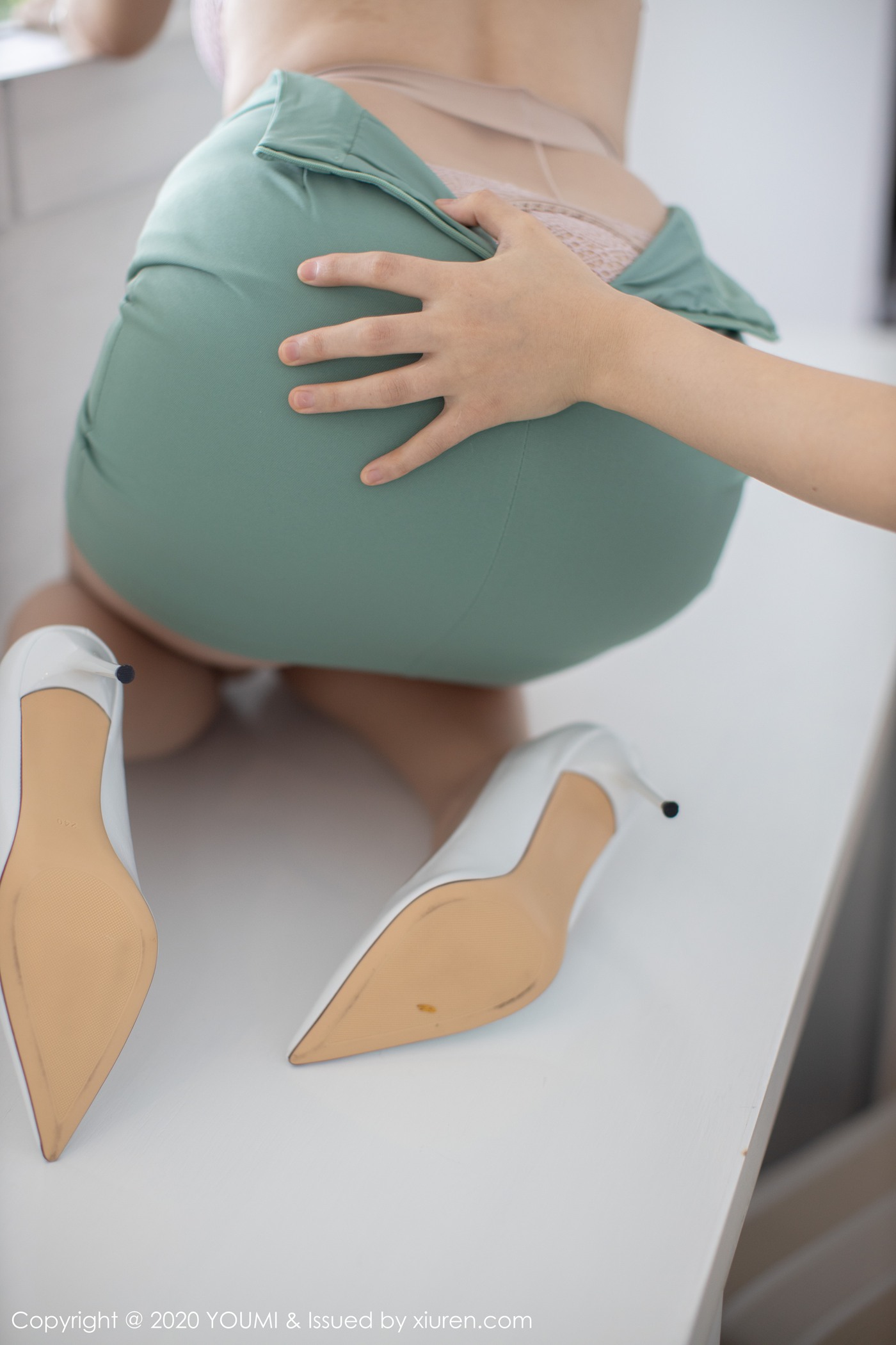 图片[71]-[YouMi尤蜜荟]YMH20200123VOL0412 2020.01.23 VOL.412 酒店女管家剧情系列 王雨纯 – 速更版-美库