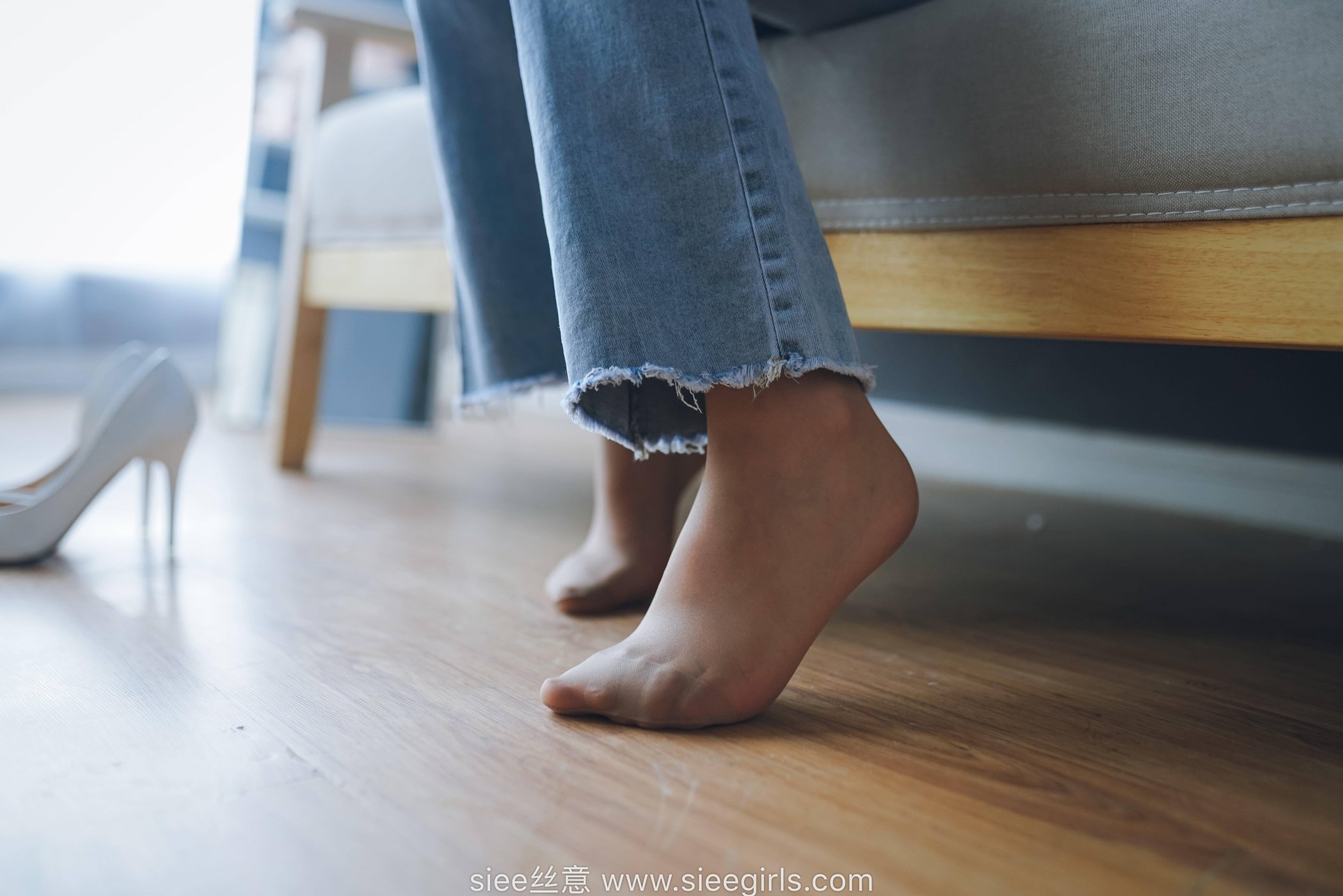 图片[11]-[SIEE丝意] No.471 文文～白色高跟鞋，裤里丝 [45P] – 速更版-美库