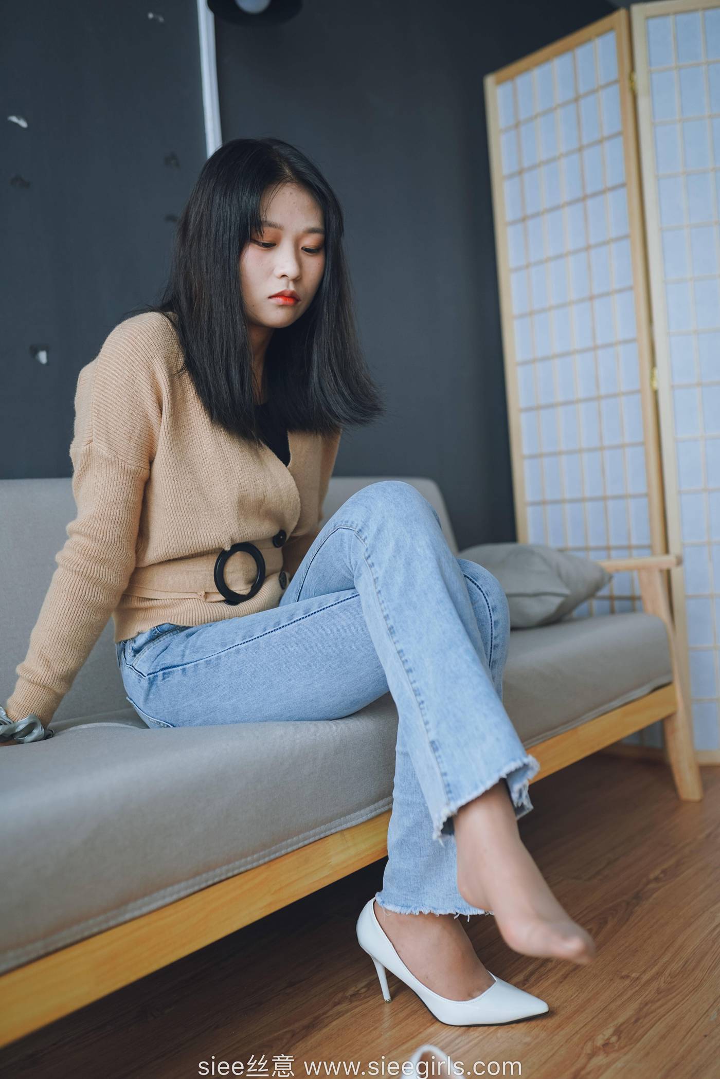 图片[19]-[SIEE丝意] No.471 文文～白色高跟鞋，裤里丝 [45P] – 速更版-美库