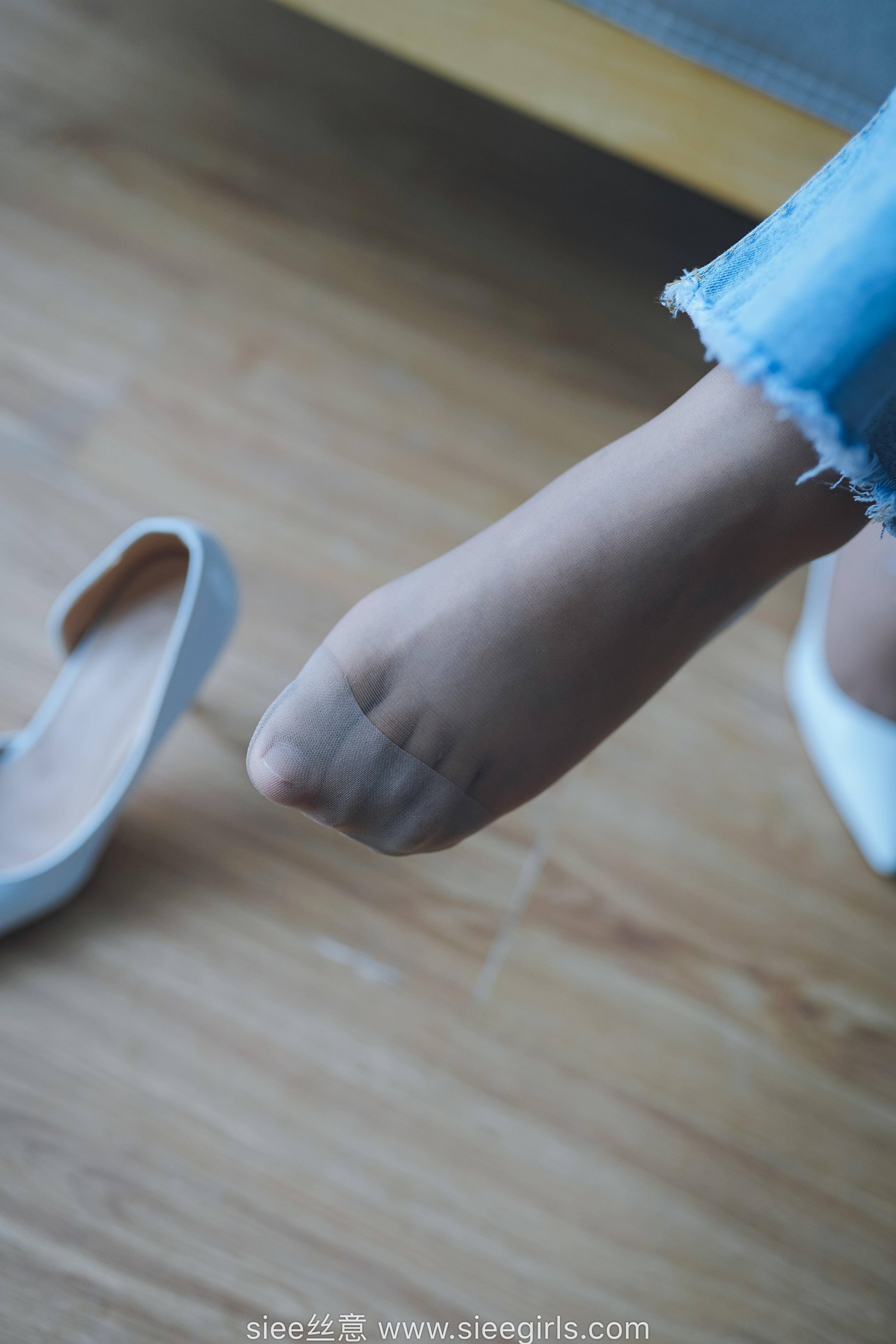 图片[20]-[SIEE丝意] No.471 文文～白色高跟鞋，裤里丝 [45P] – 速更版-美库