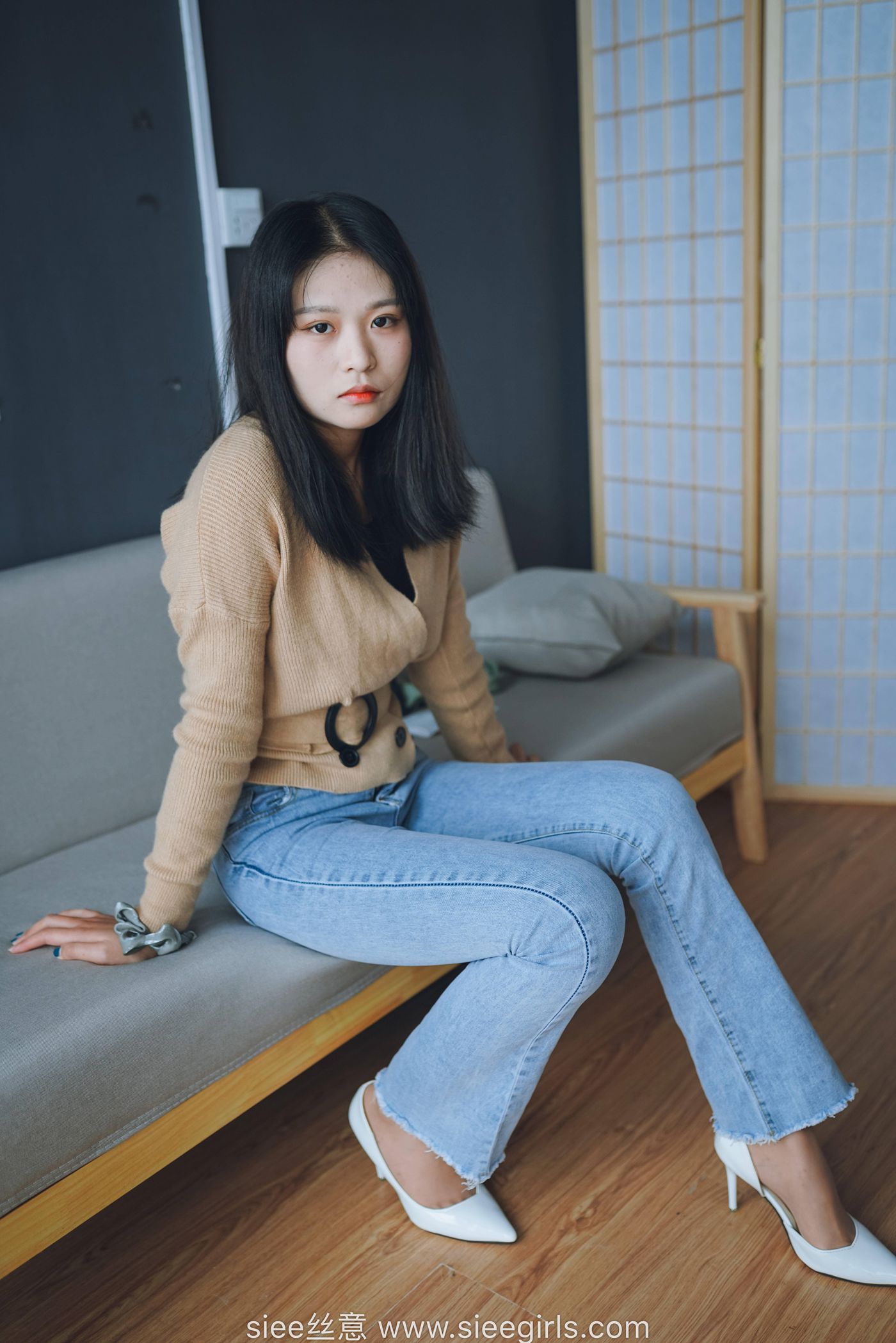 图片[41]-[SIEE丝意] No.471 文文～白色高跟鞋，裤里丝 [45P] – 速更版-美库