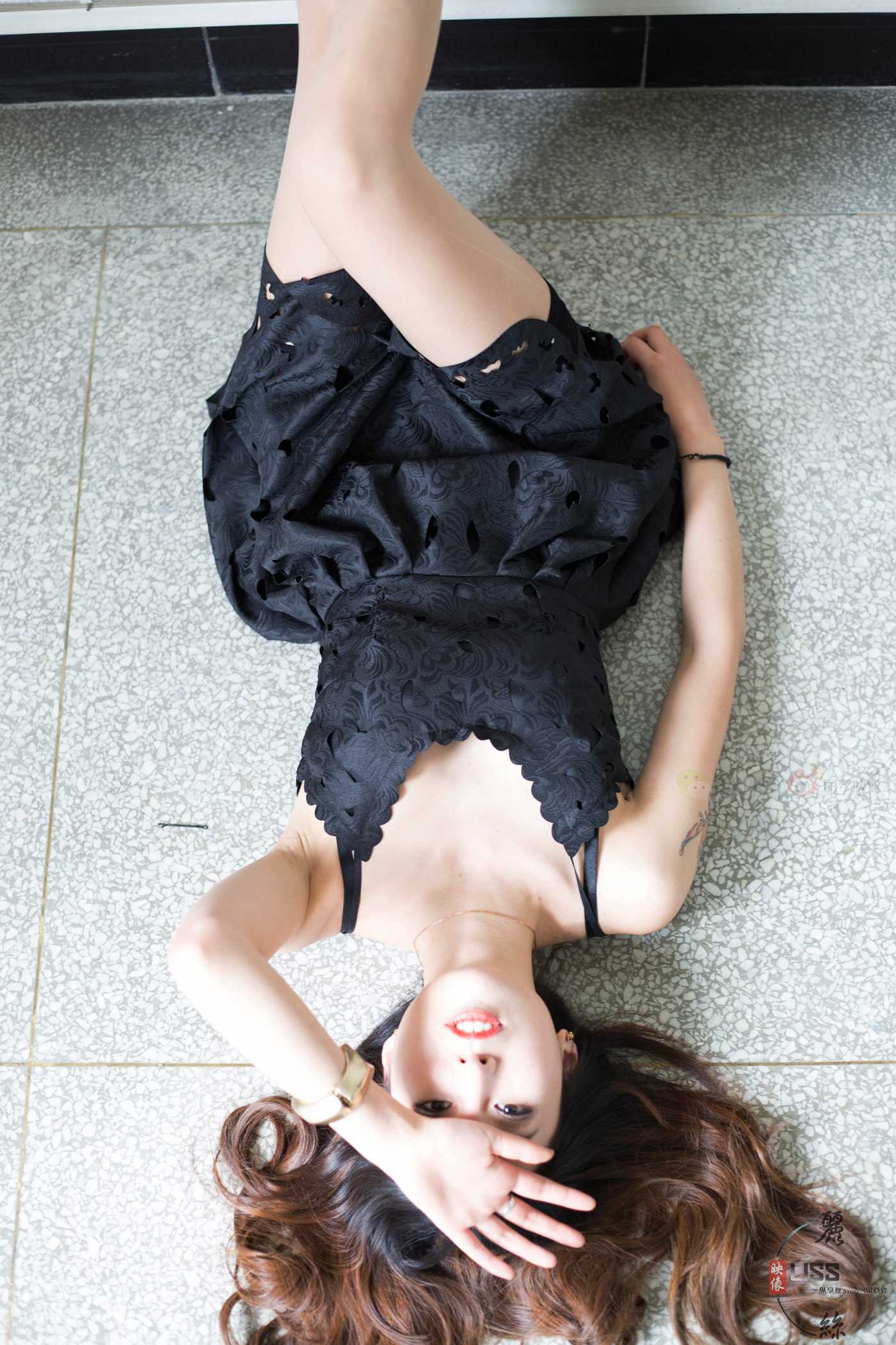 图片[31]-[LISS丽丝映像]NO.068 小西装黑色裙[59P] – 速更版-美库