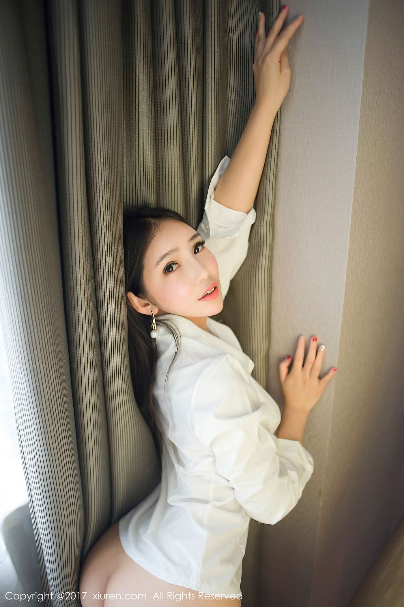 图片[33]-[Xiuren秀人网]XR20170801N00792 2017.08.01 NO.792 艾弥[49+1P] – 速更版-美库