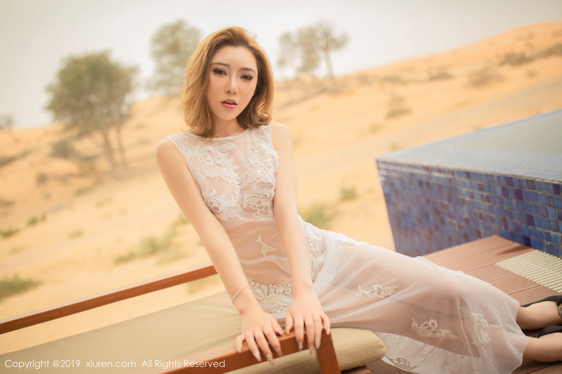 图片[22]-[Xiuren秀人网]XR20190404N01384 2019.04.04 NO.1384 沙漠里的媚骨柔情 萌汉药baby很酷[63+1P] – 速更版-美库