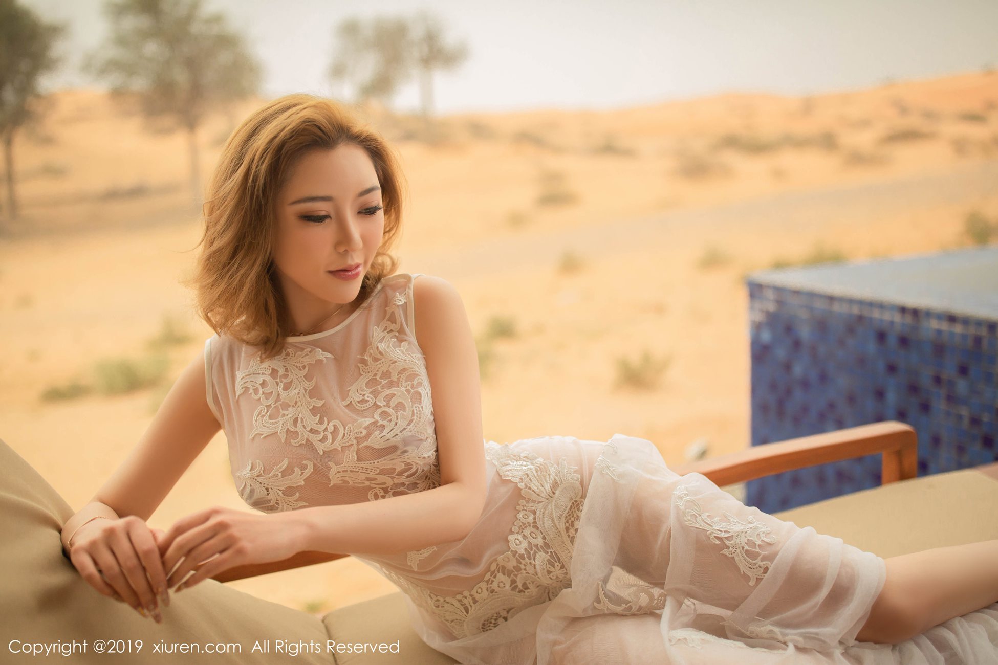 图片[33]-[Xiuren秀人网]XR20190404N01384 2019.04.04 NO.1384 沙漠里的媚骨柔情 萌汉药baby很酷[63+1P] – 速更版-美库