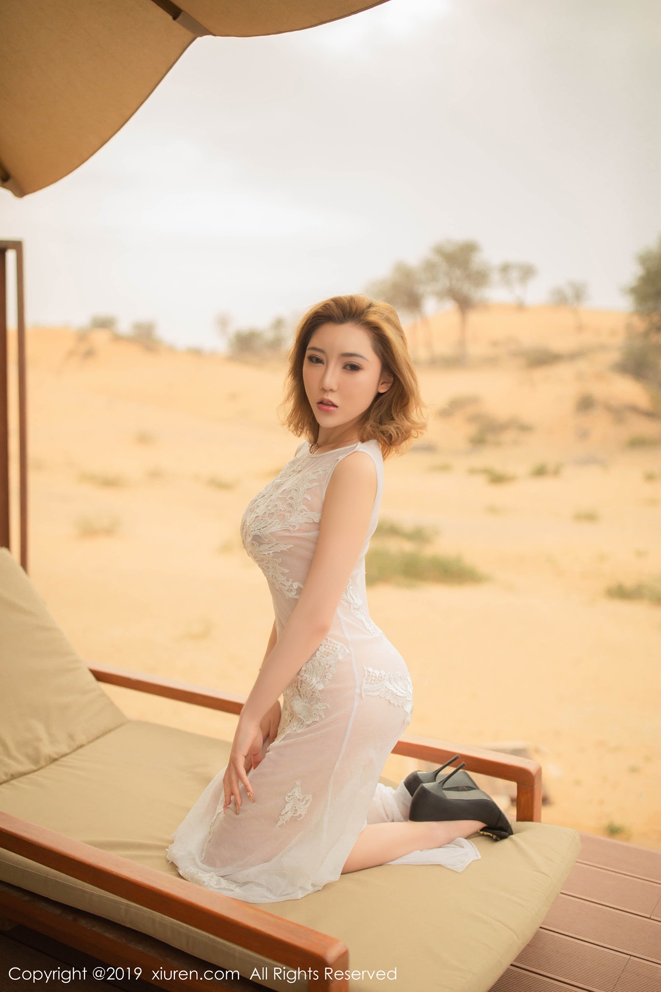 图片[38]-[Xiuren秀人网]XR20190404N01384 2019.04.04 NO.1384 沙漠里的媚骨柔情 萌汉药baby很酷[63+1P] – 速更版-美库