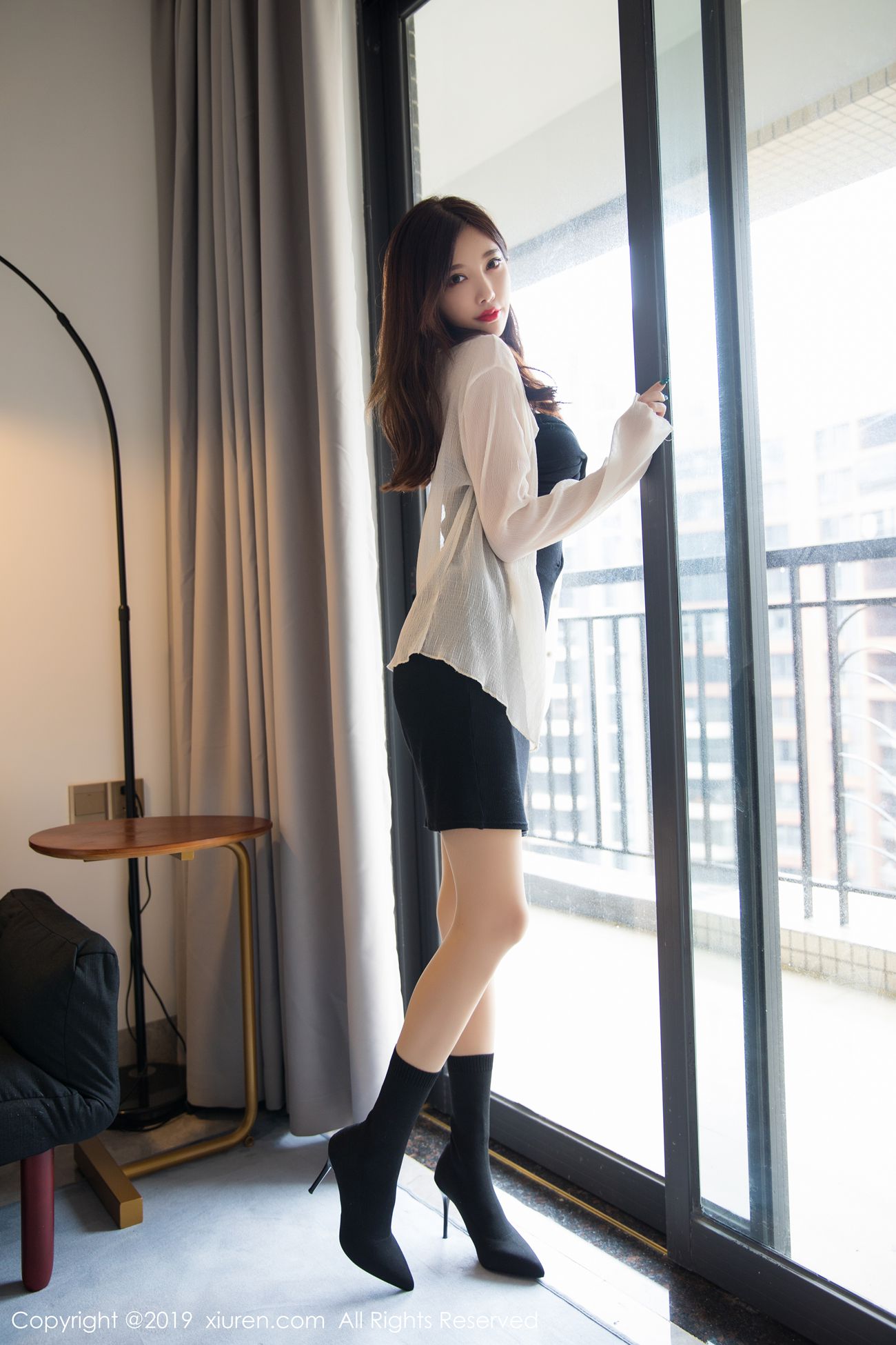 图片[54]-[Xiuren秀人网]XR20190415N01397 2019.04.15 NO.1397 丝袜美腿系列 杨晨晨sugar[58 +1P] – 速更版-美库