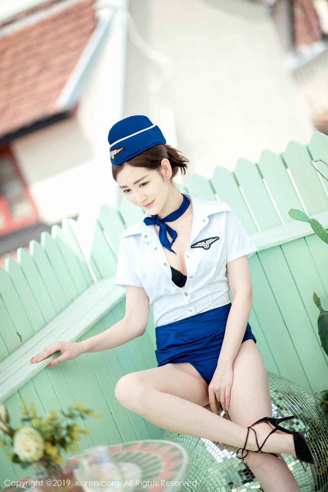 图片[35]-[Xiuren秀人网]XR20190426N01419 2019.04.26 NO.1419 空乘制服与草莓内衣系列 沈梦瑶[63 +1P] – 速更版-美库