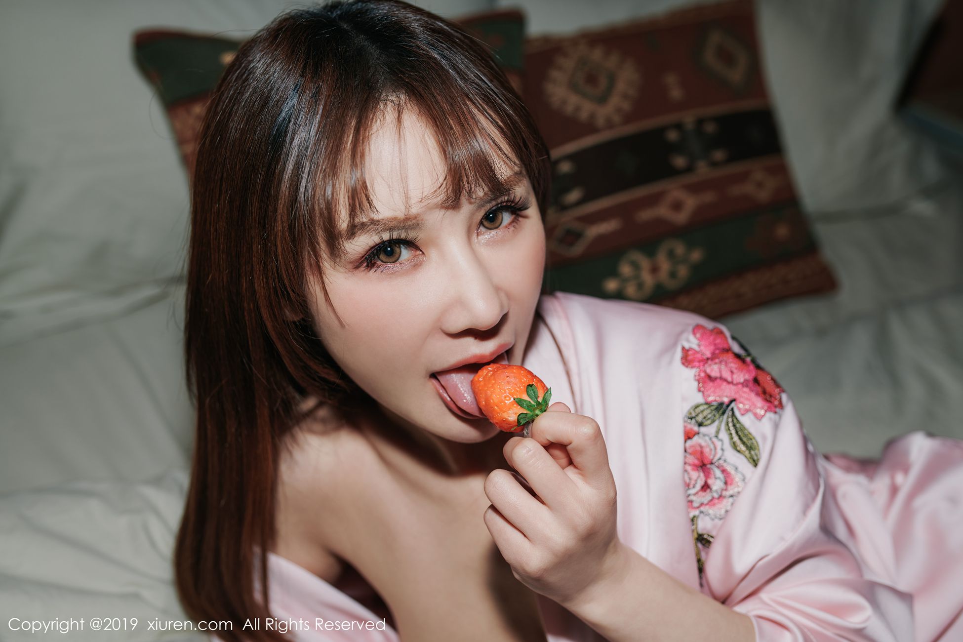 图片[35]-[Xiuren秀人网]XR20190426N01422 2019.04.26 NO.1422 古风内衣与蕾丝制服女仆 苏可er[47 +1P] – 速更版-美库