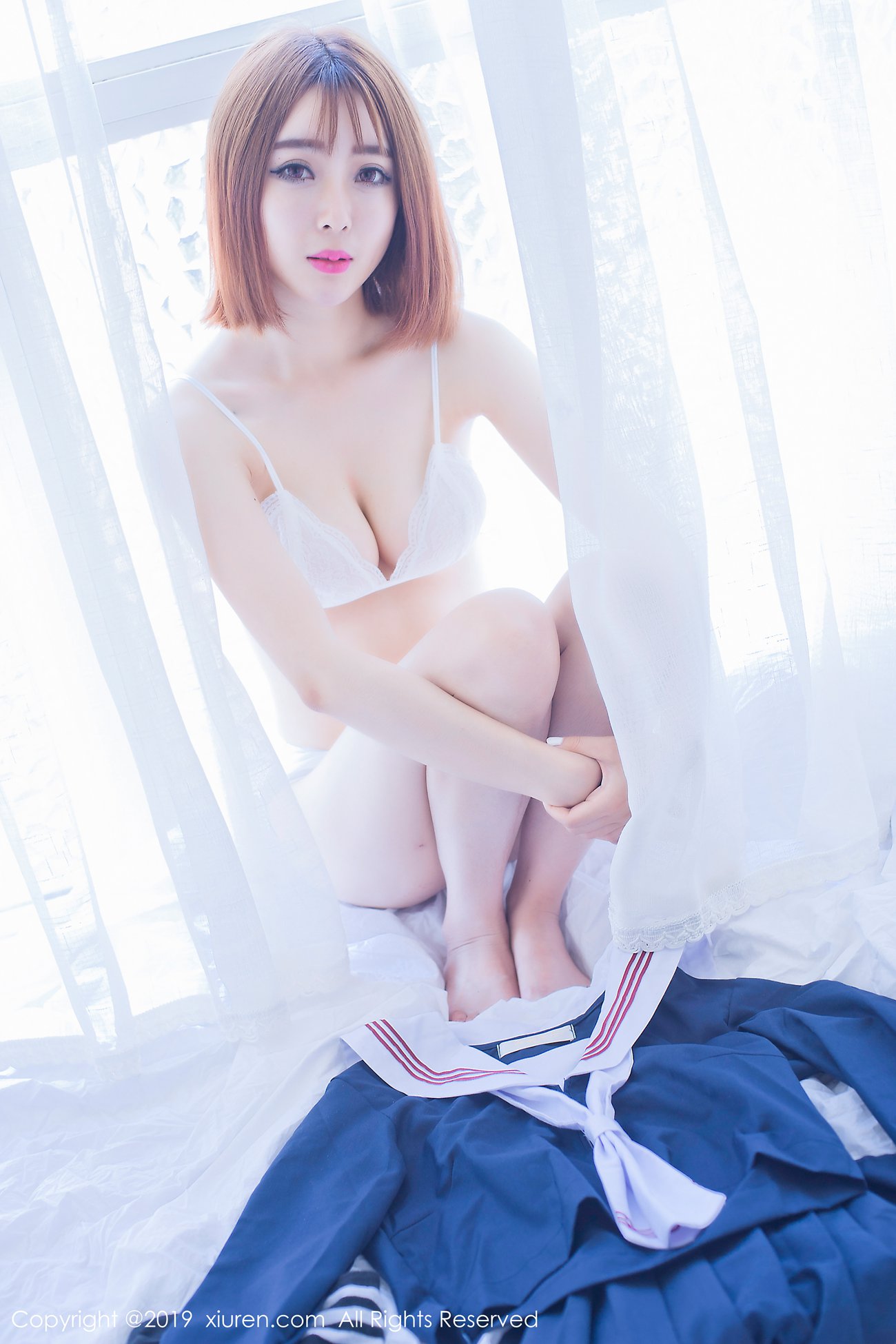 图片[16]-[Xiuren秀人网]XR20190515N01451 2019.05.15 NO.1451 邻家女孩的感觉温柔宁静 凌萍儿[44 P] – 速更版-美库