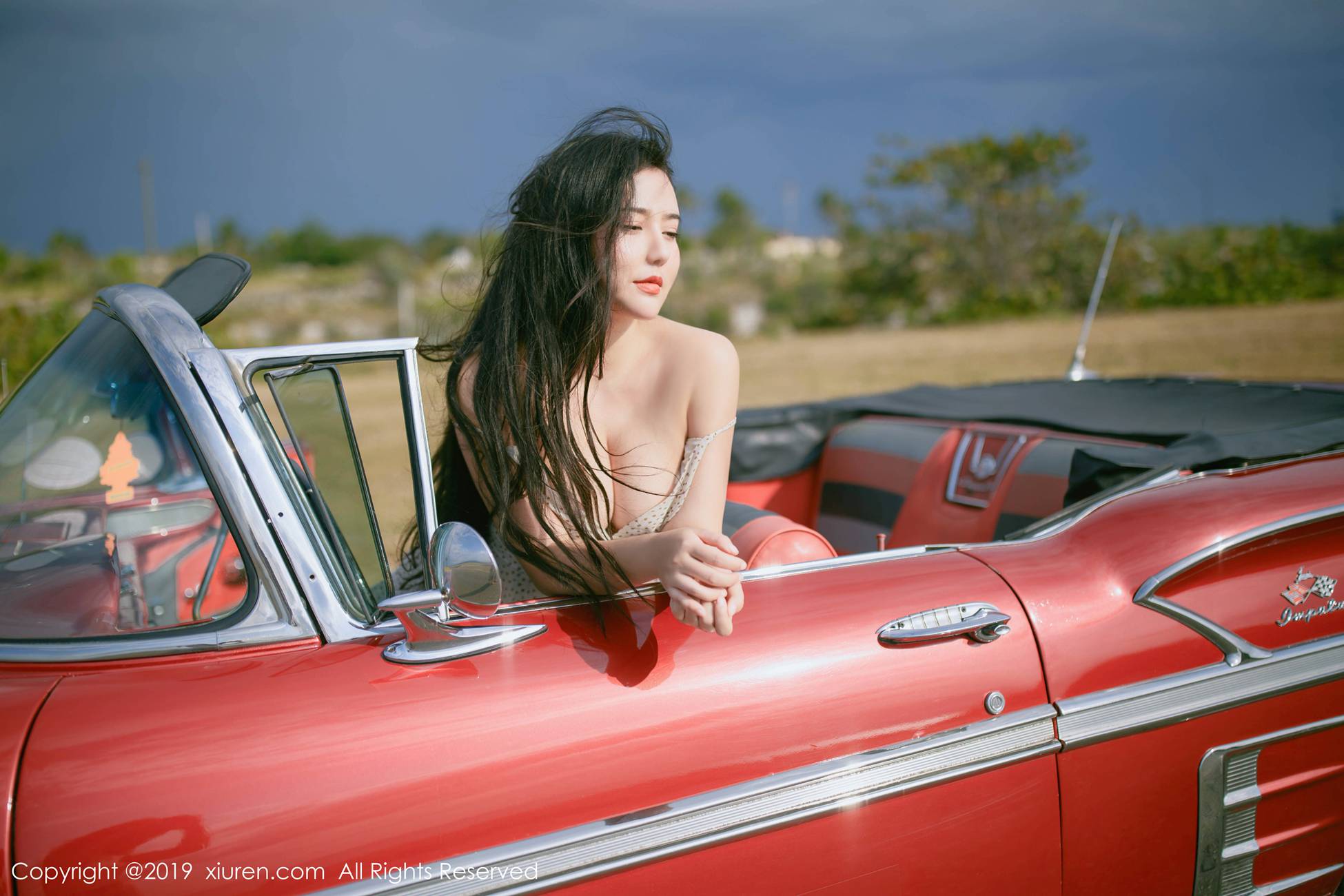 图片[34]-[Xiuren秀人网]XR20190521N01463 2019.05.21 NO.1463 复古车外拍下的无可比拟美臀 Manuela玛鲁娜[61P] – 速更版-美库