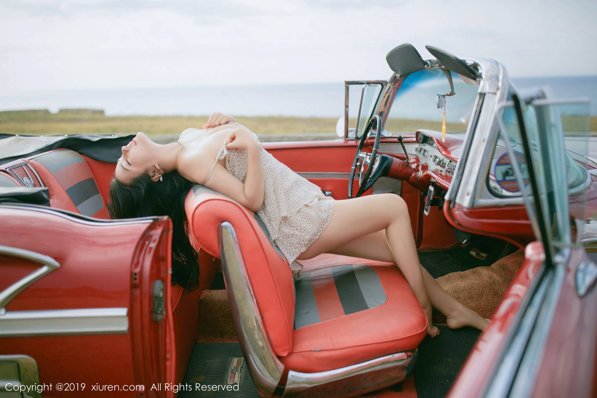 图片[43]-[Xiuren秀人网]XR20190521N01463 2019.05.21 NO.1463 复古车外拍下的无可比拟美臀 Manuela玛鲁娜[61P] – 速更版-美库