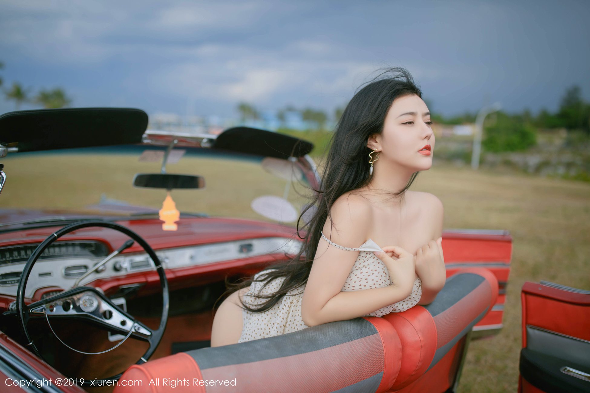 图片[44]-[Xiuren秀人网]XR20190521N01463 2019.05.21 NO.1463 复古车外拍下的无可比拟美臀 Manuela玛鲁娜[61P] – 速更版-美库