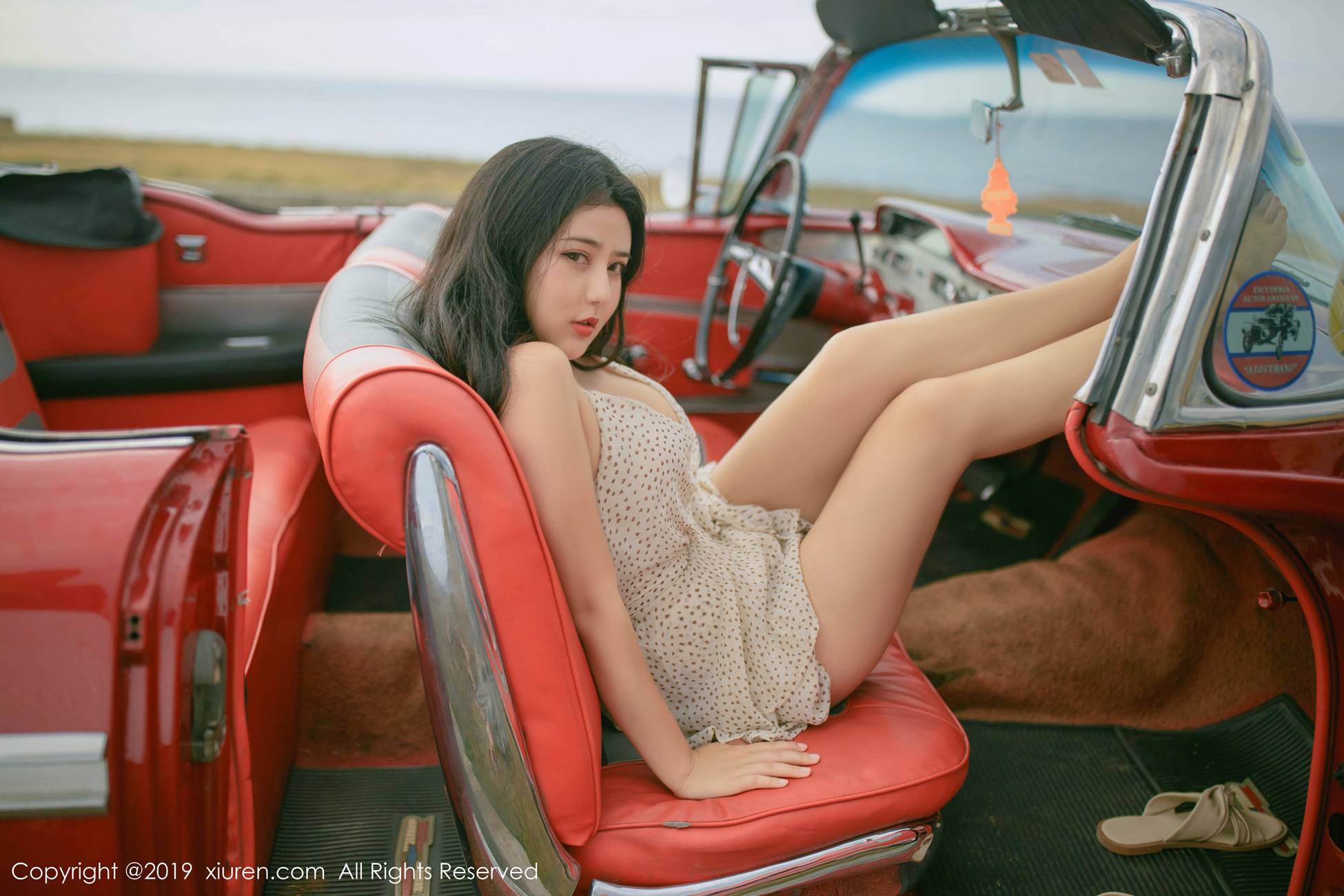 图片[56]-[Xiuren秀人网]XR20190521N01463 2019.05.21 NO.1463 复古车外拍下的无可比拟美臀 Manuela玛鲁娜[61P] – 速更版-美库