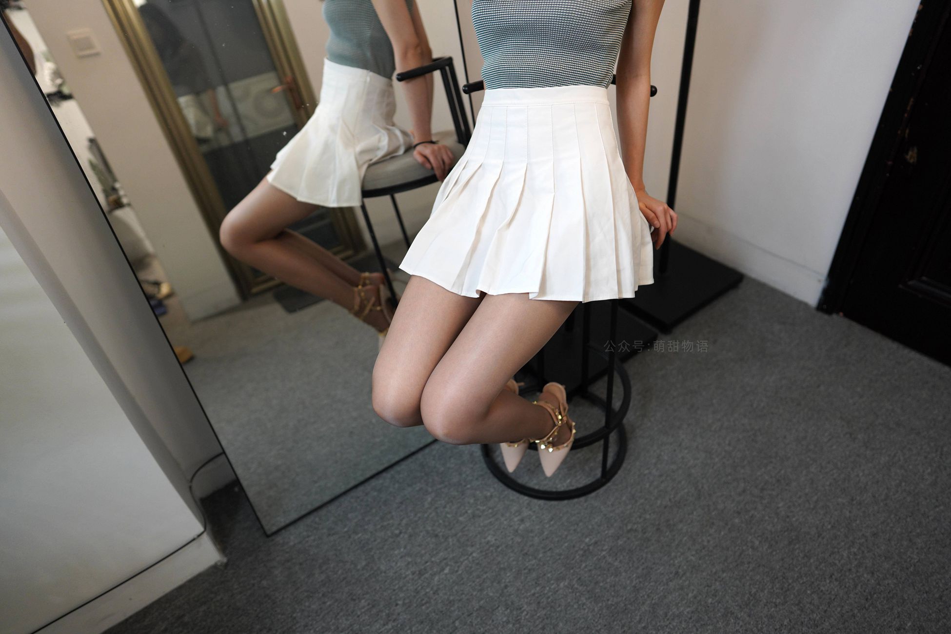 图片[60]-[萌甜物语]XM144《对着镜子秀一下-腿腿》[81P] – 速更版-美库