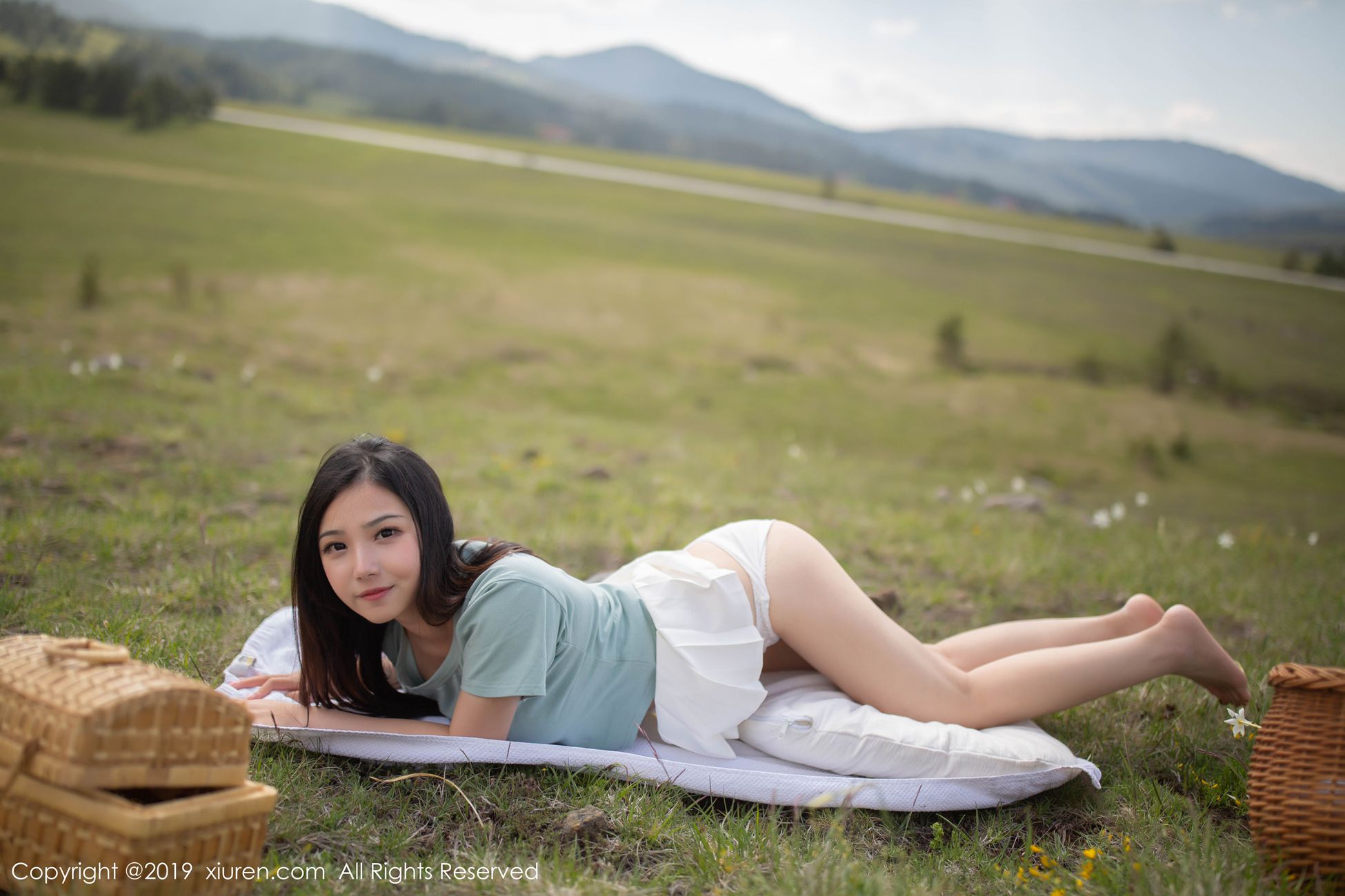 图片[38]-[Xiuren秀人网]XR20190613N01495 2019.06.13 NO.1495 东欧旅拍美胸翘臀一览无遗 徐微微mia – 速更版-美库