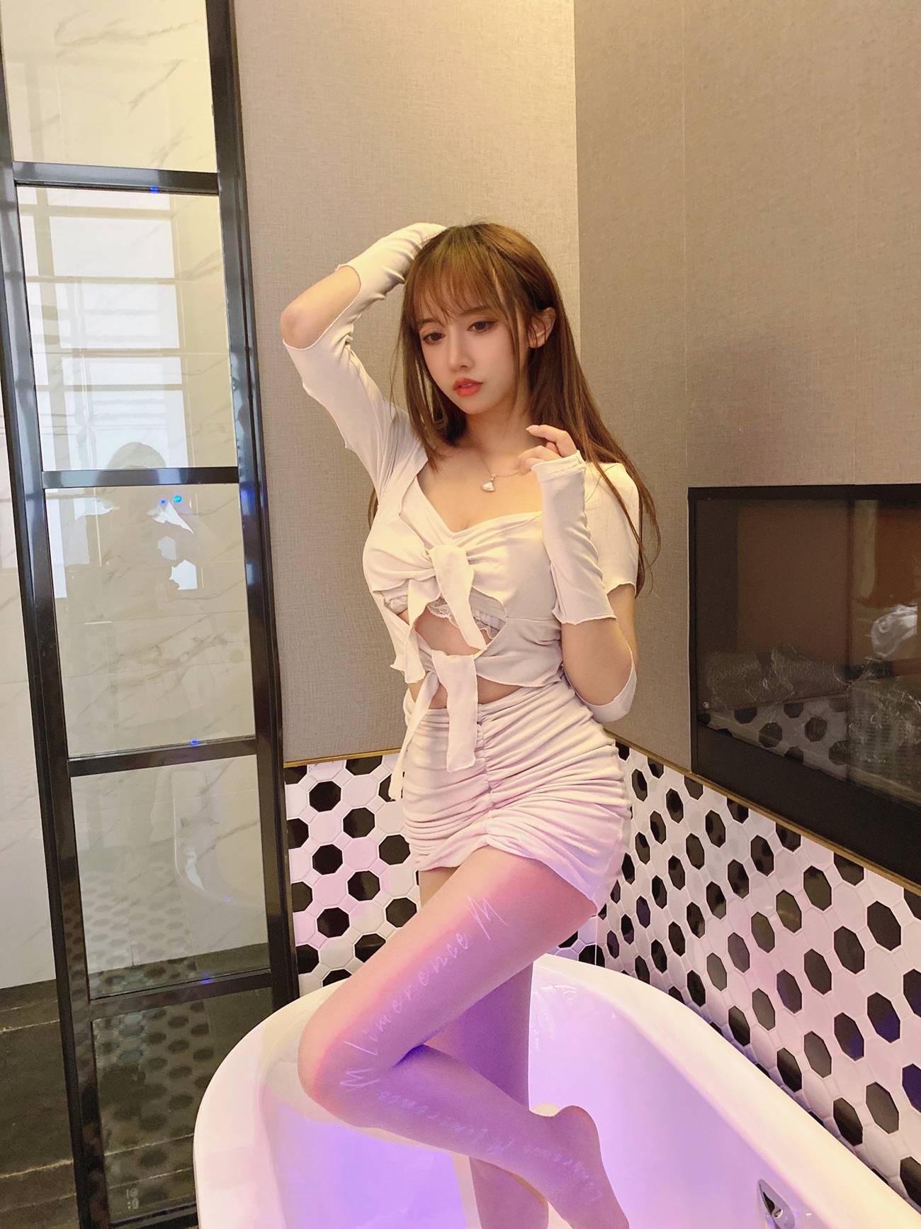 图片[114]-过期米线线喵  – 丝袜合集[145P] – 速更版-美库