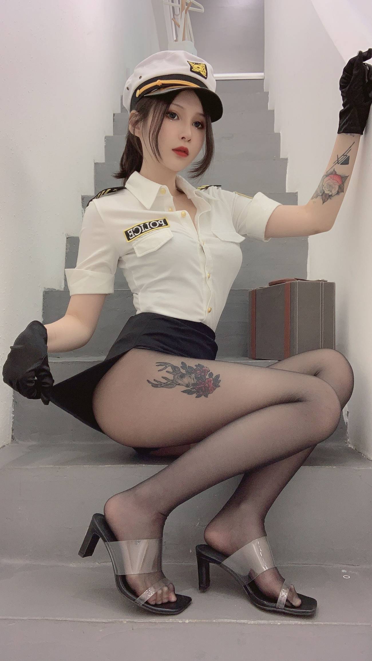 图片[40]-vams子 – 女警[47P] – 速更版-美库