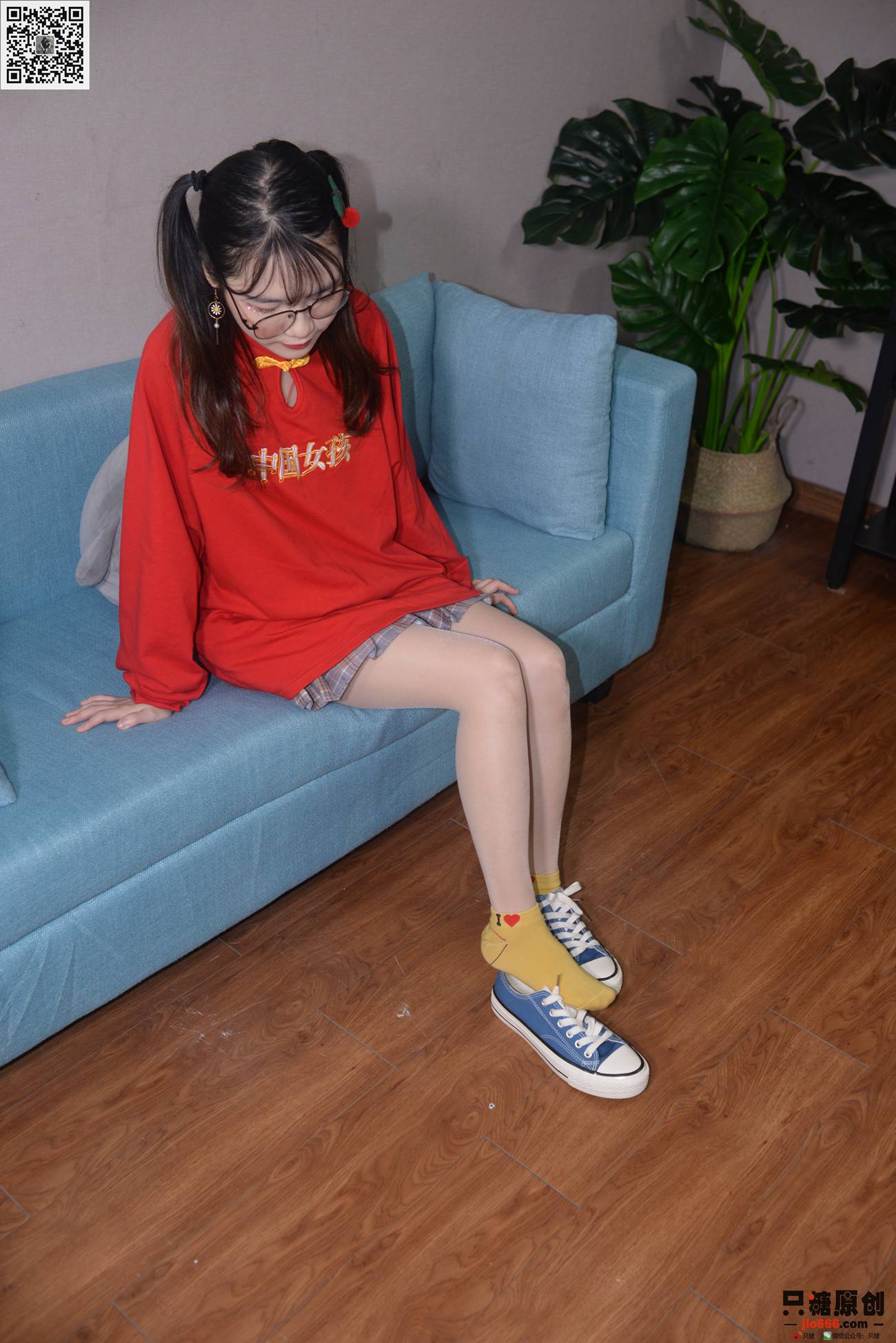 图片[38]-[只糖棉袜]NO.260 优米 花开如火[165P] – 速更版-美库