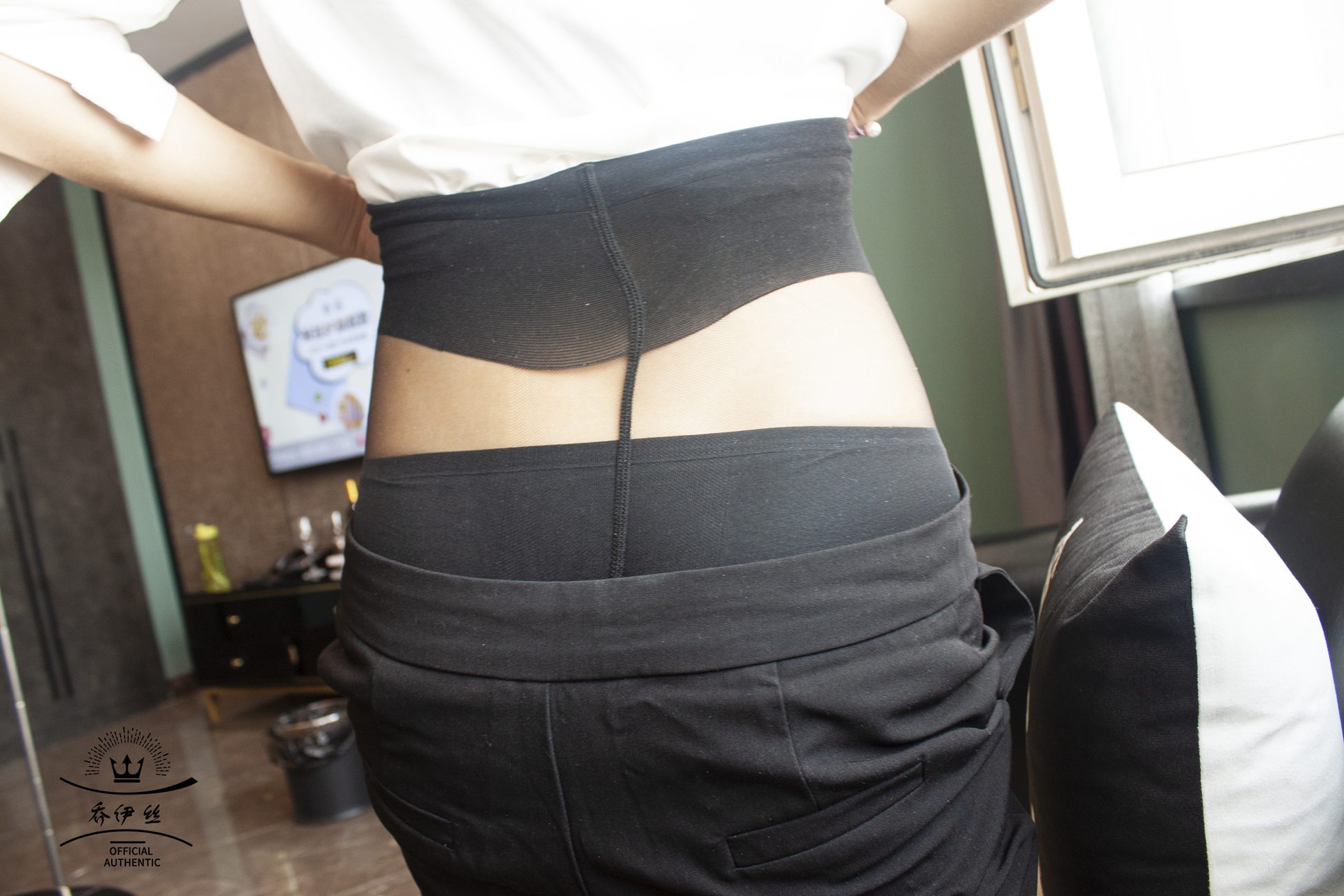 图片[46]-乔依丝joys – 与同事[105P] – 速更版-美库