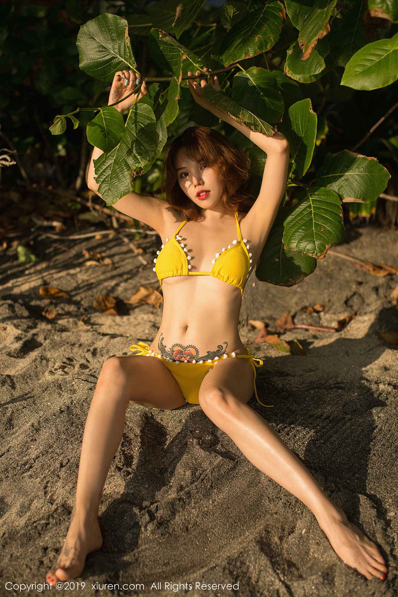 图片[37]-[Xiuren秀人网]XR20190716N01551 2019.07.16 NO.1551 金色的比基尼搭配下婀娜身段淋漓尽显 黄楽然[55+1P] – 速更版-美库