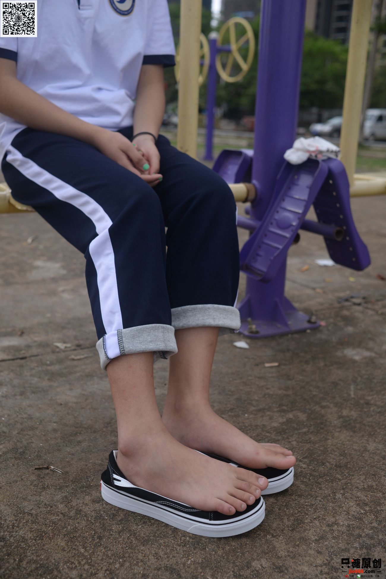 图片[97]-[只糖棉袜]NO.273 周子琪 夜雨初停的早晨[137P] – 速更版-美库