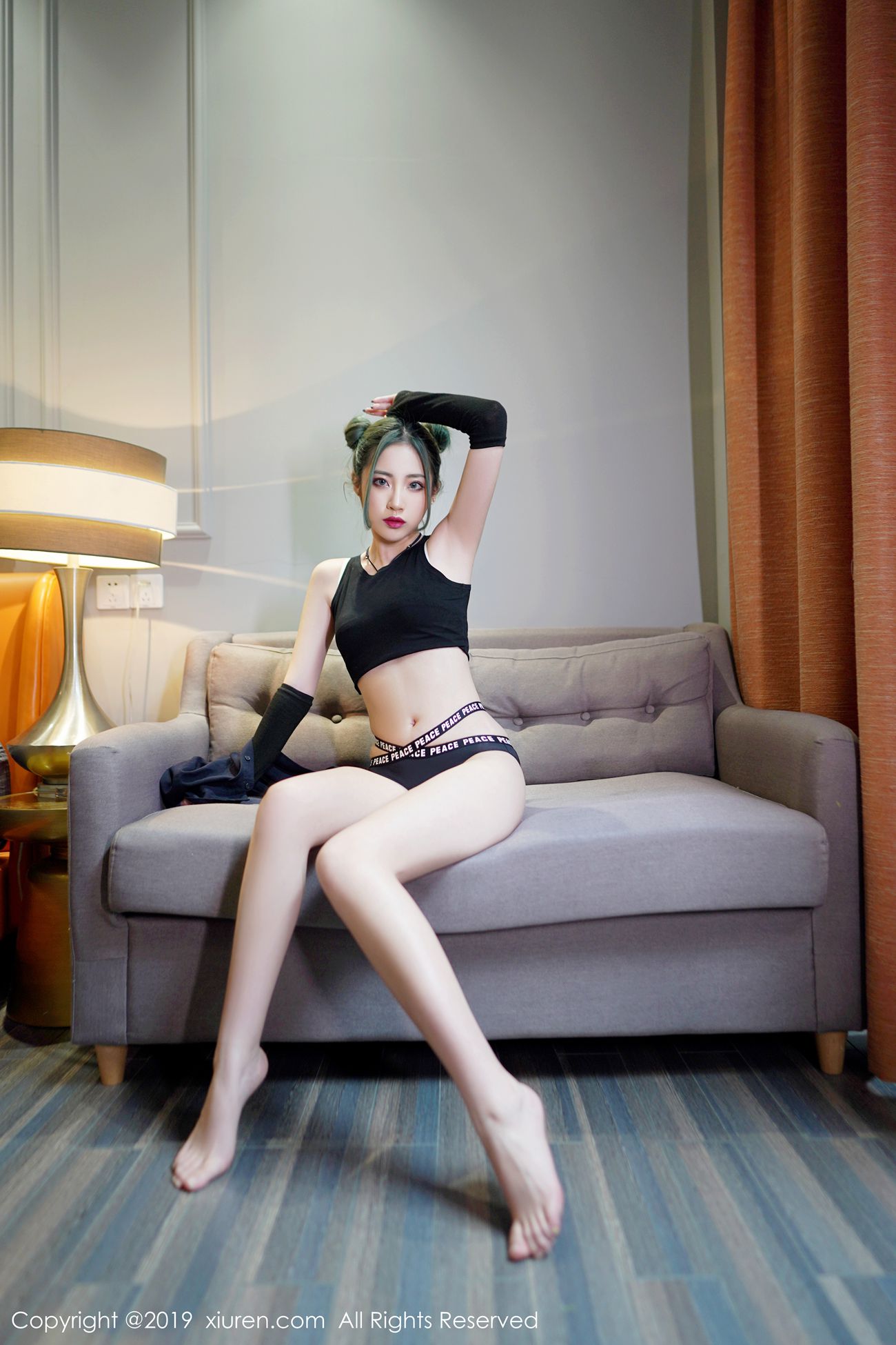 图片[28]-[Xiuren秀人网]XR20190826N01644 2019.08.26 No.1644 欣长的美腿笔直光滑 贾诗晗[50+1P] – 速更版-美库