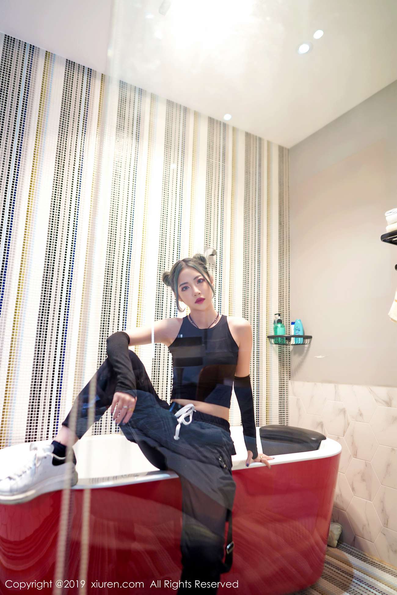图片[48]-[Xiuren秀人网]XR20190826N01644 2019.08.26 No.1644 欣长的美腿笔直光滑 贾诗晗[50+1P] – 速更版-美库