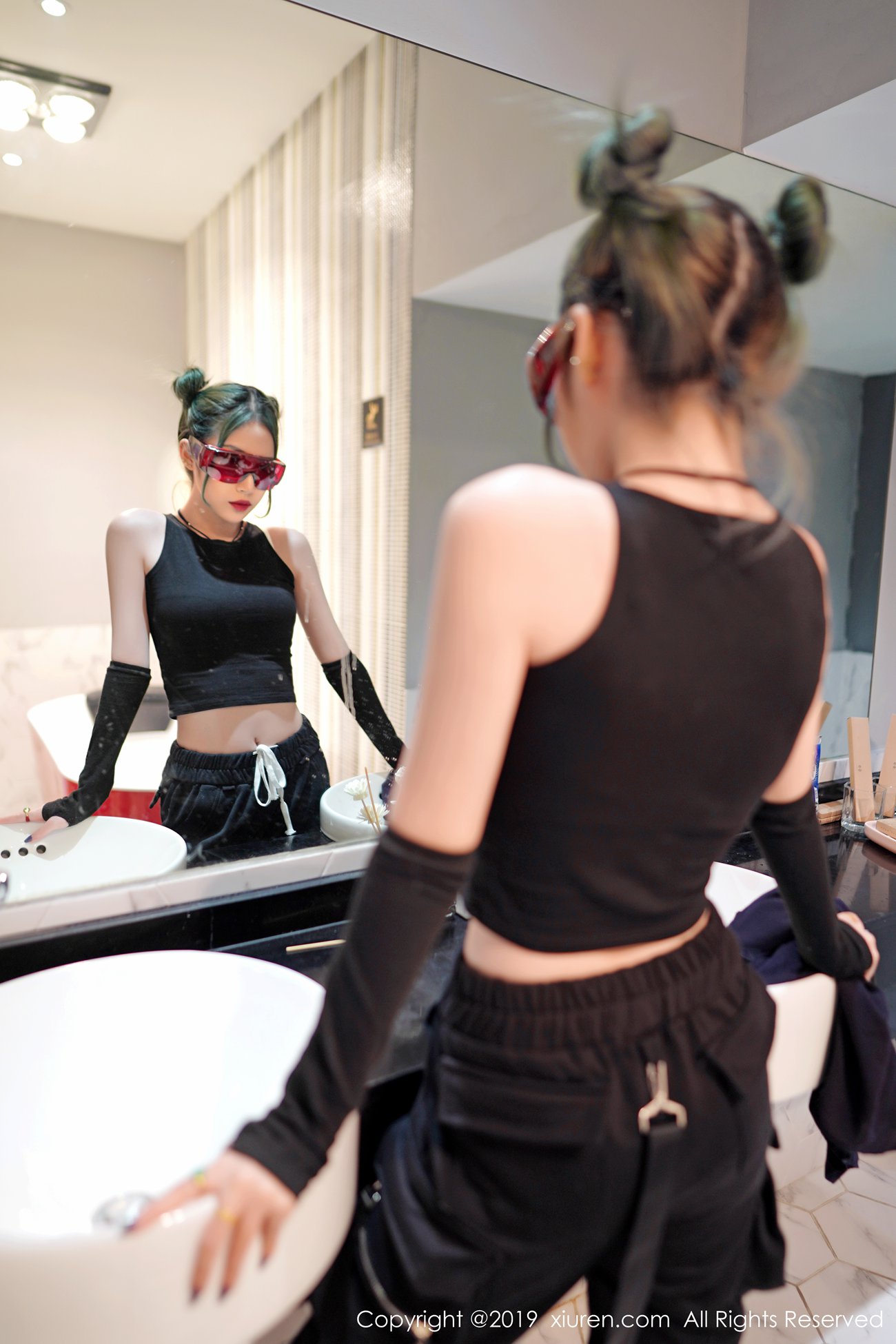 图片[51]-[Xiuren秀人网]XR20190826N01644 2019.08.26 No.1644 欣长的美腿笔直光滑 贾诗晗[50+1P] – 速更版-美库