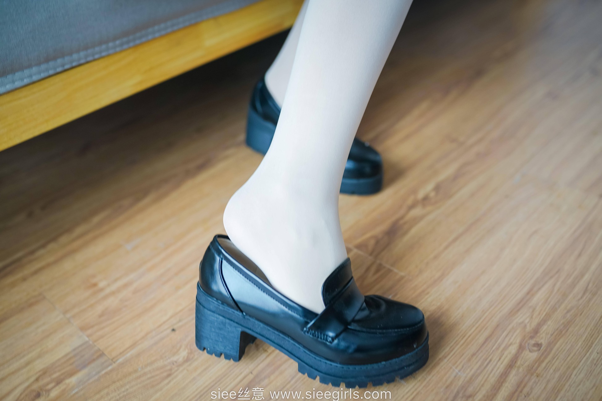 图片[23]-[SIEE丝意]NO.472 文文 小皮鞋学生装 厚肉丝[65P] – 速更版-美库