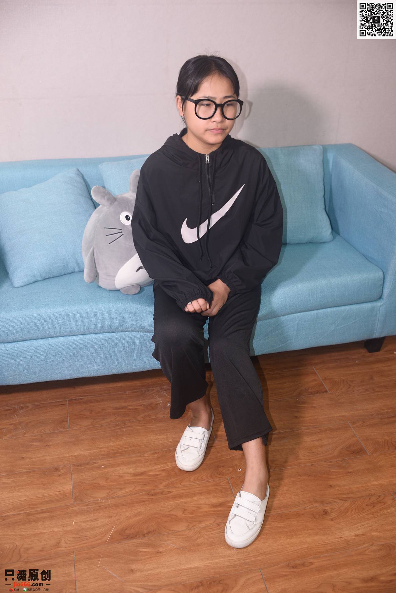 图片[33]-[只糖棉袜]NO.283 小惠 我的城市从不下雪[147P] – 速更版-美库