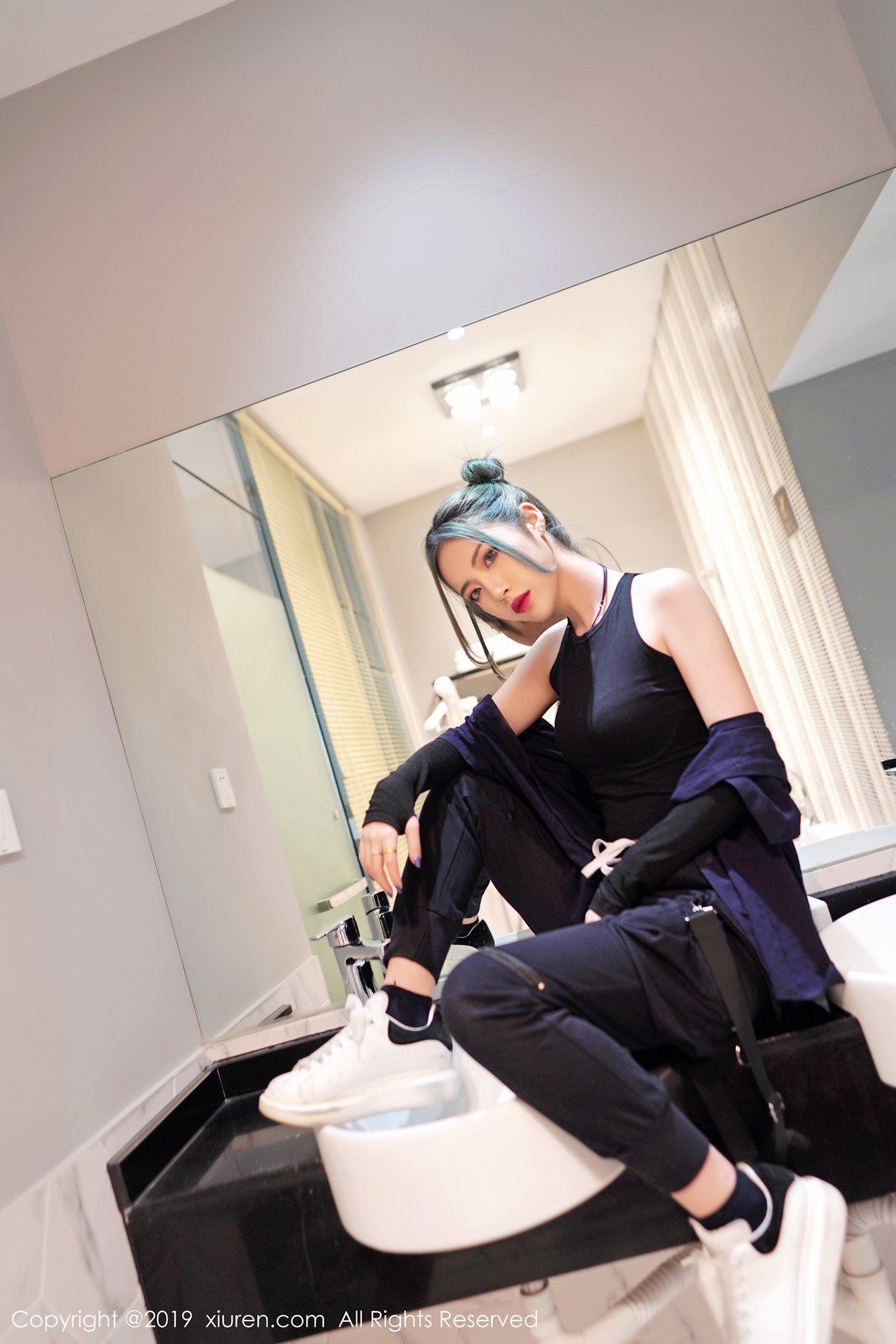 图片[43]-[Xiuren秀人网]XR20190716N01550 2019.07.16 NO.1550 拥有清秀的容颜与曼妙的身材 贾诗晗[48+1P] – 速更版-美库