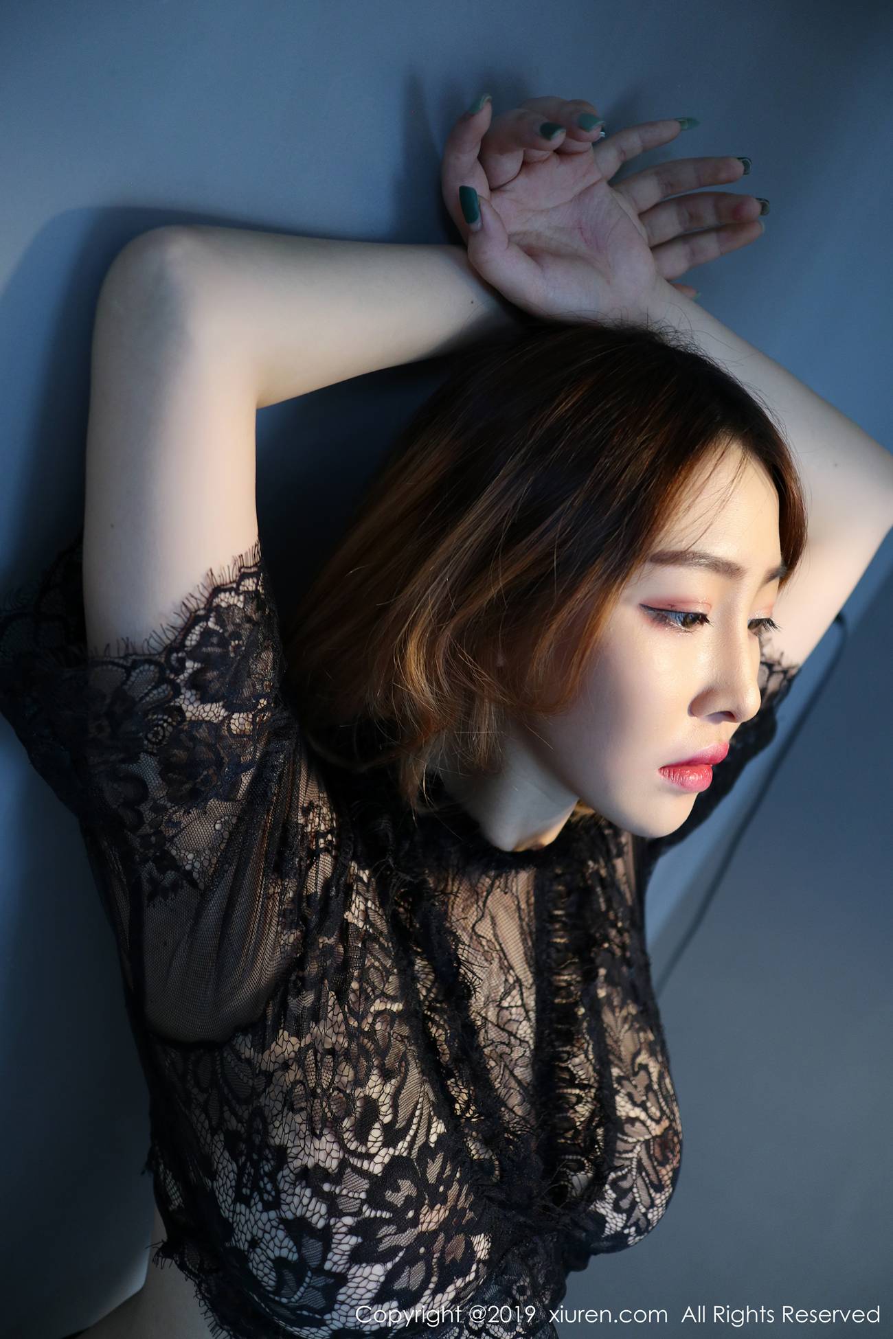 图片[30]-[Xiuren秀人网]XR20190919N01686 2019.09.19 NO.1686 肌肤诱惑，性感到极致 瑶啊摇的瑶[32+1P] – 速更版-美库