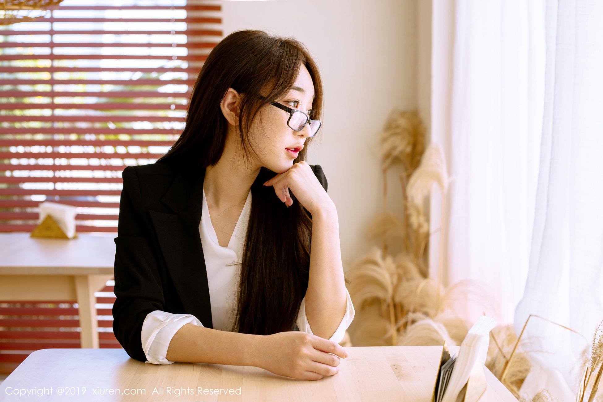 图片[48]-[Xiuren秀人网]XR20190920N01689 2019.09.20 NO.1689 黑丝美腿与玲珑娇媚香体楚楚动人 小九月[62+1P] – 速更版-美库