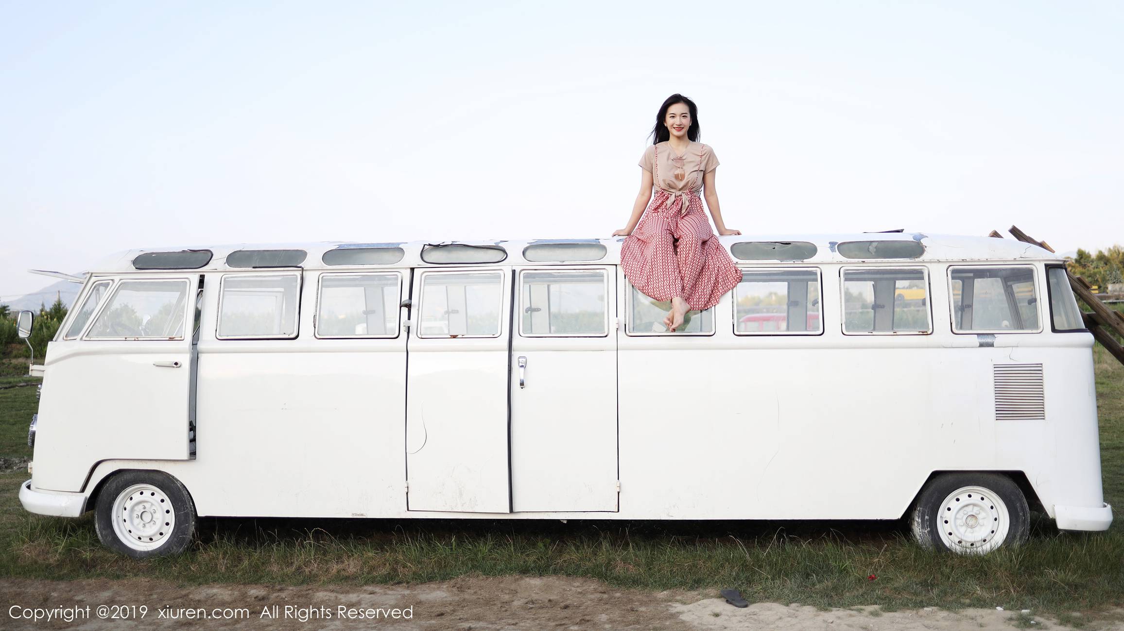 图片[10]-[Xiuren秀人网]XR20191011N01718 2019.10.11 NO.1718 室外清新甜美风格 艺儿拿铁[63+1P] – 速更版-美库