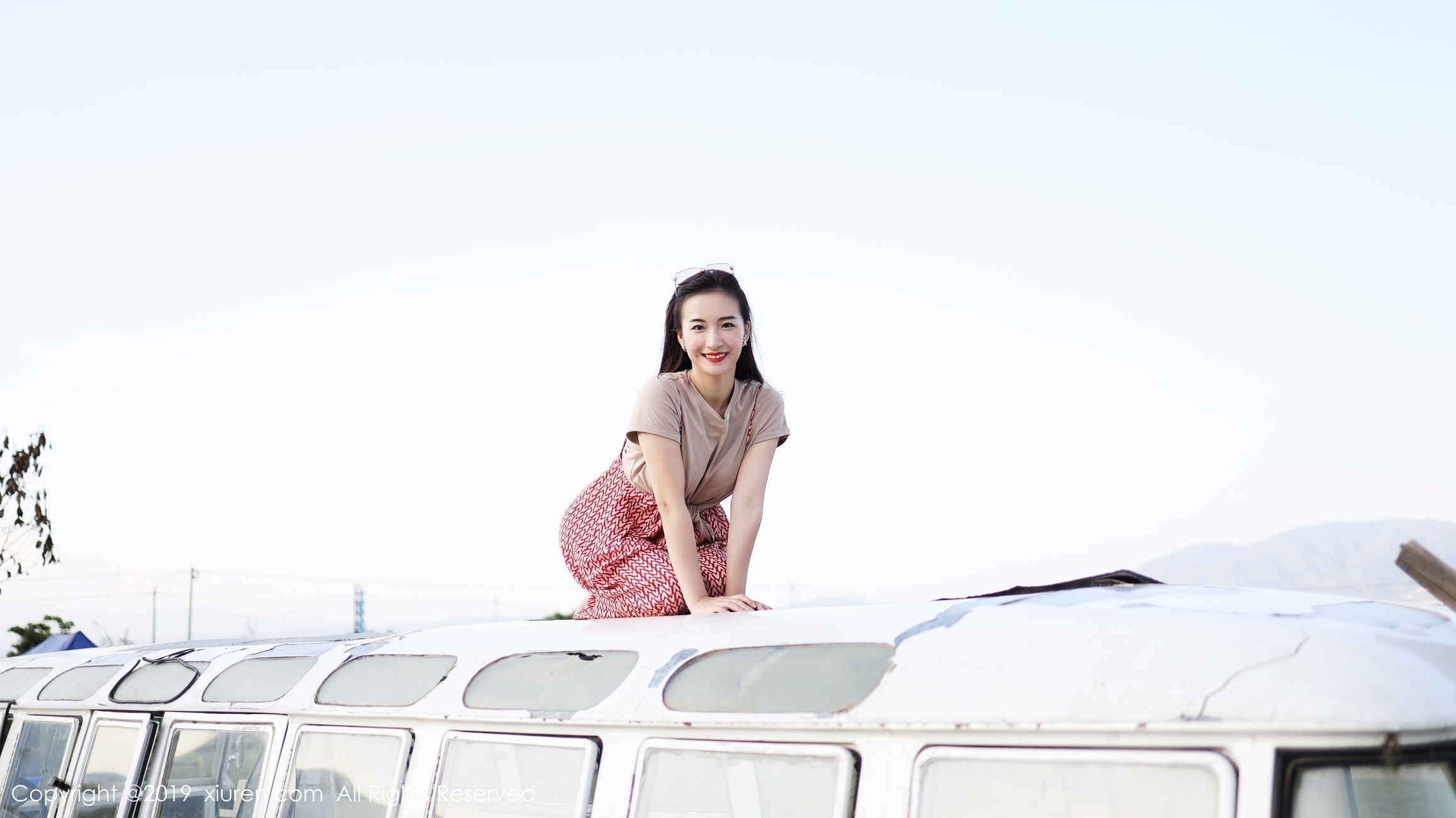 图片[11]-[Xiuren秀人网]XR20191011N01718 2019.10.11 NO.1718 室外清新甜美风格 艺儿拿铁[63+1P] – 速更版-美库