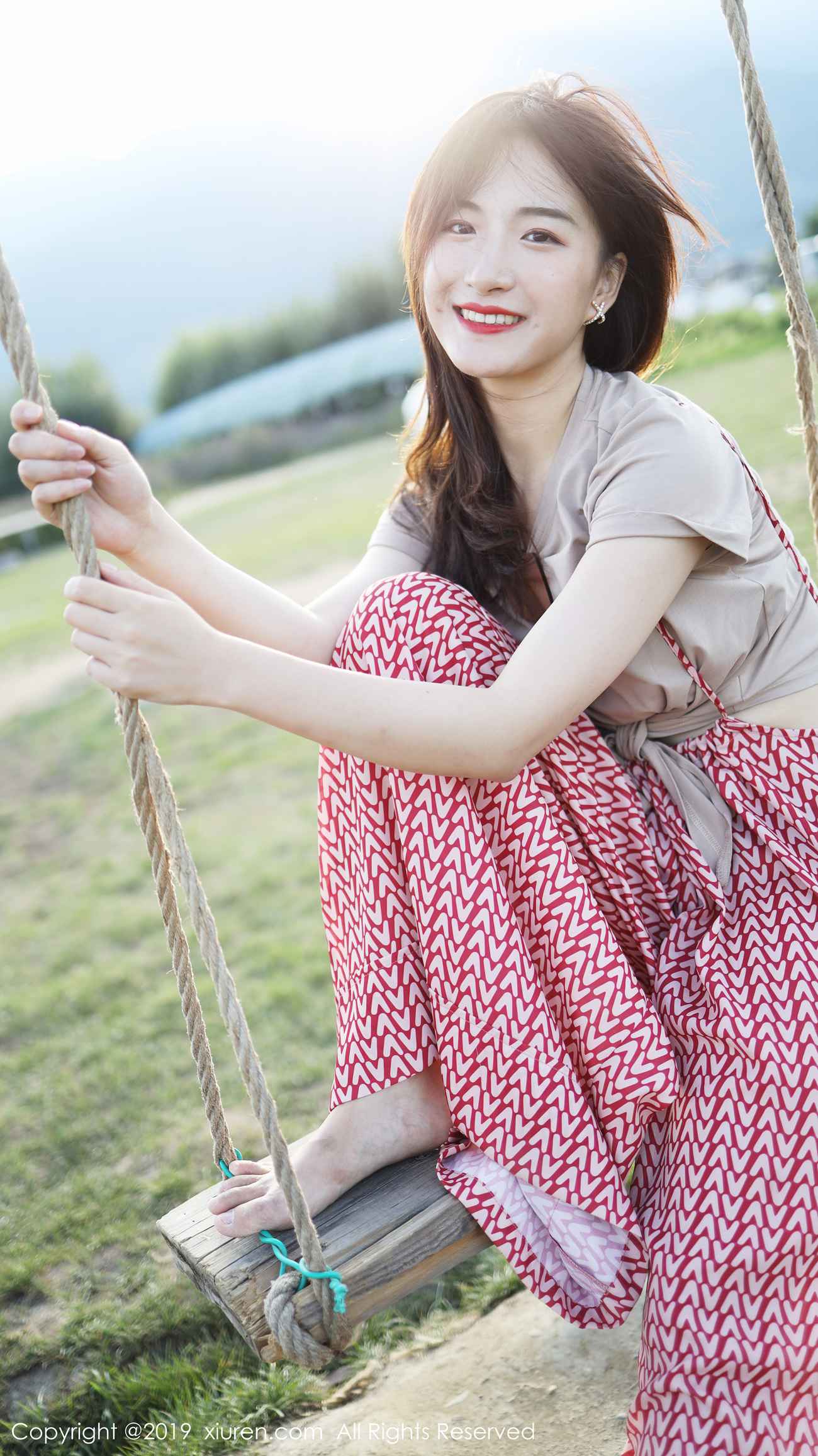 图片[22]-[Xiuren秀人网]XR20191011N01718 2019.10.11 NO.1718 室外清新甜美风格 艺儿拿铁[63+1P] – 速更版-美库