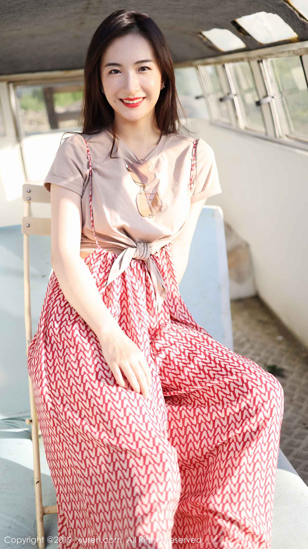 图片[53]-[Xiuren秀人网]XR20191011N01718 2019.10.11 NO.1718 室外清新甜美风格 艺儿拿铁[63+1P] – 速更版-美库