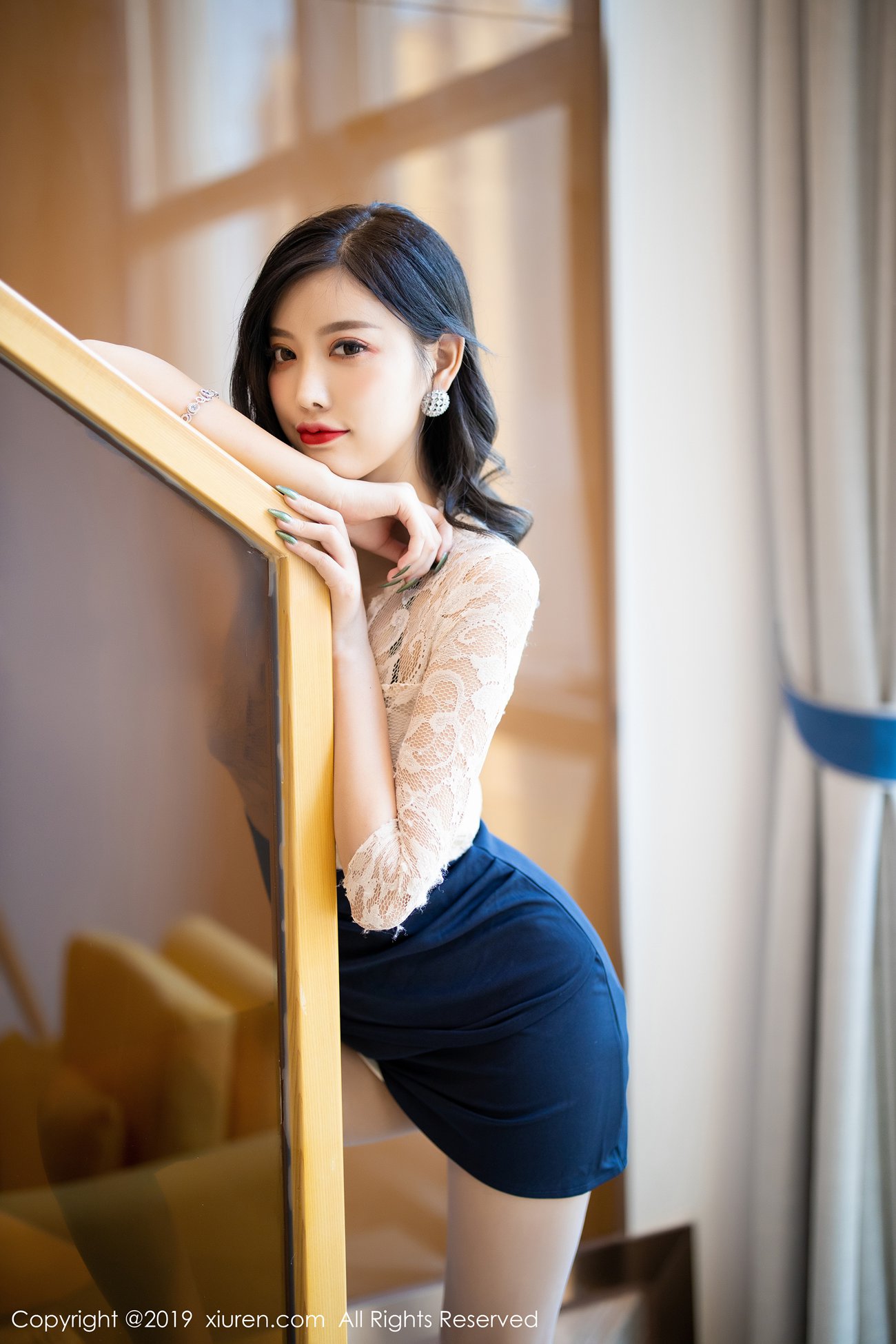 图片[68]-[Xiuren秀人网]XR20191010N01717 2019.10.10 NO.1717 丝袜美腿翘臀诱惑 杨晨晨sugar[70+1P] – 速更版-美库