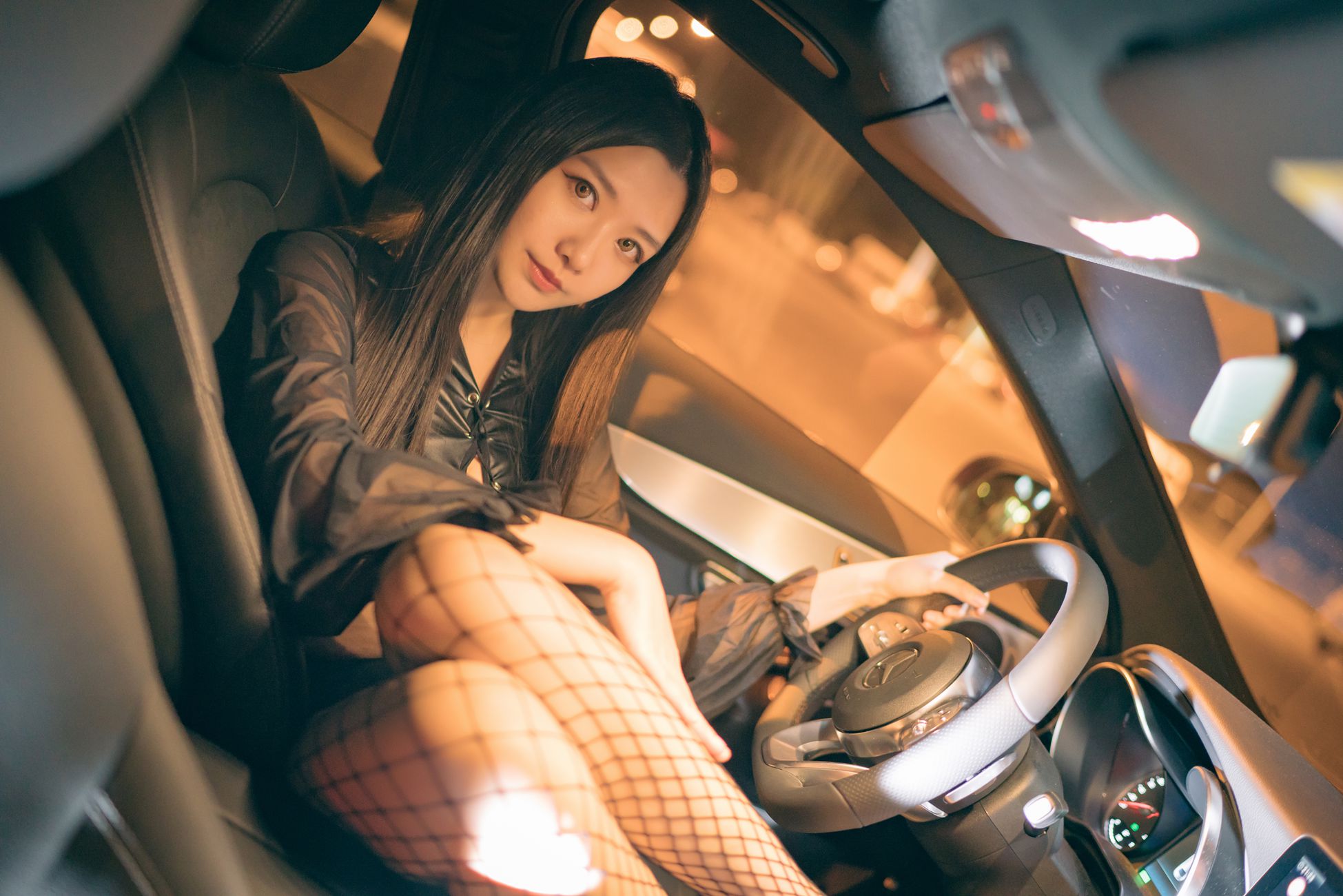 图片[15]-源纱希喵喵喵  香车美人[16P] – 速更版-美库