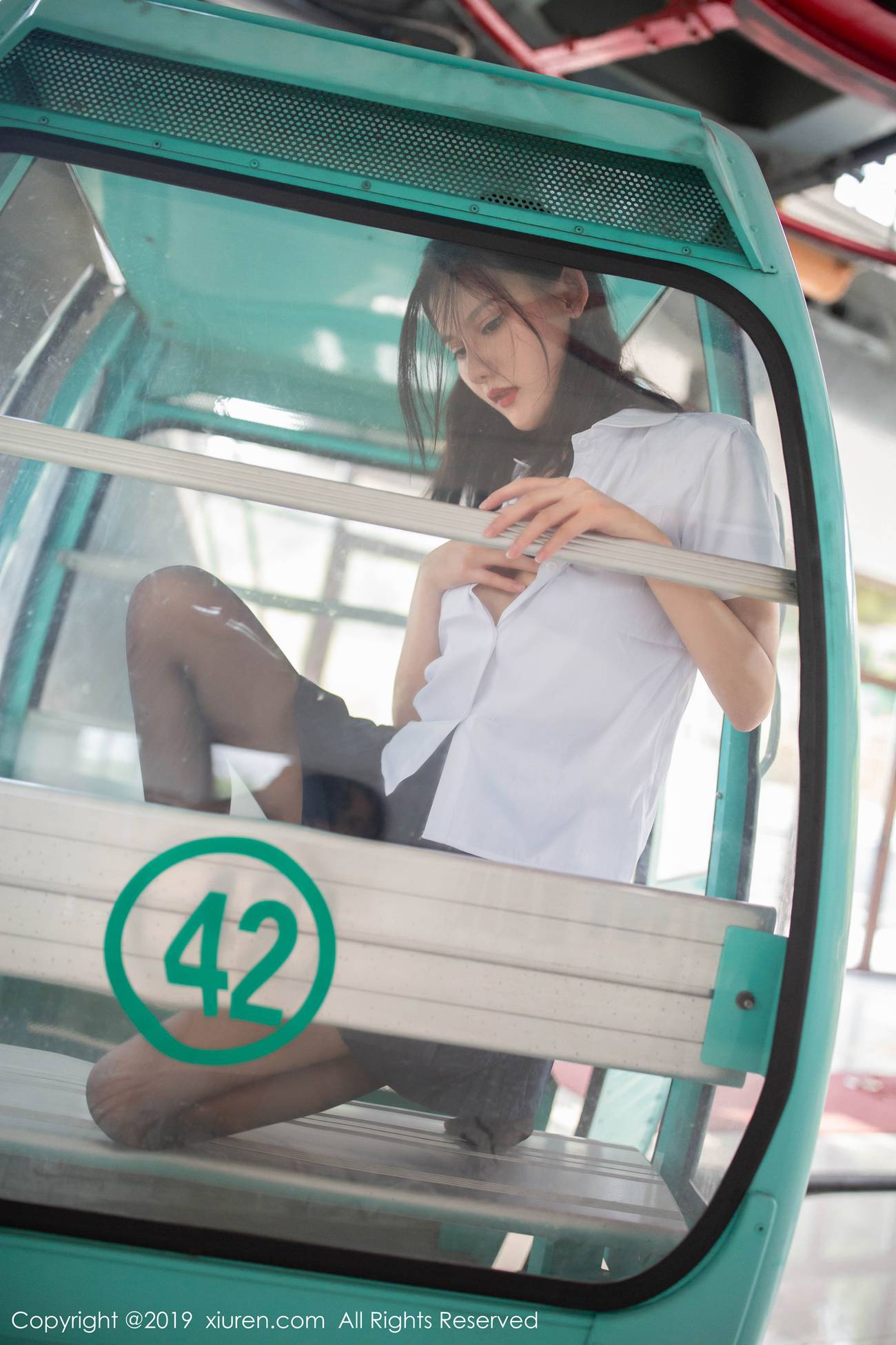 图片[30]-[Xiuren秀人网]XR20191012N01723 2019.10.12 NO.1723 白衬衫黑丝袜秀腿翘臀灵动诱人 就是阿朱啊[96+1P] – 速更版-美库
