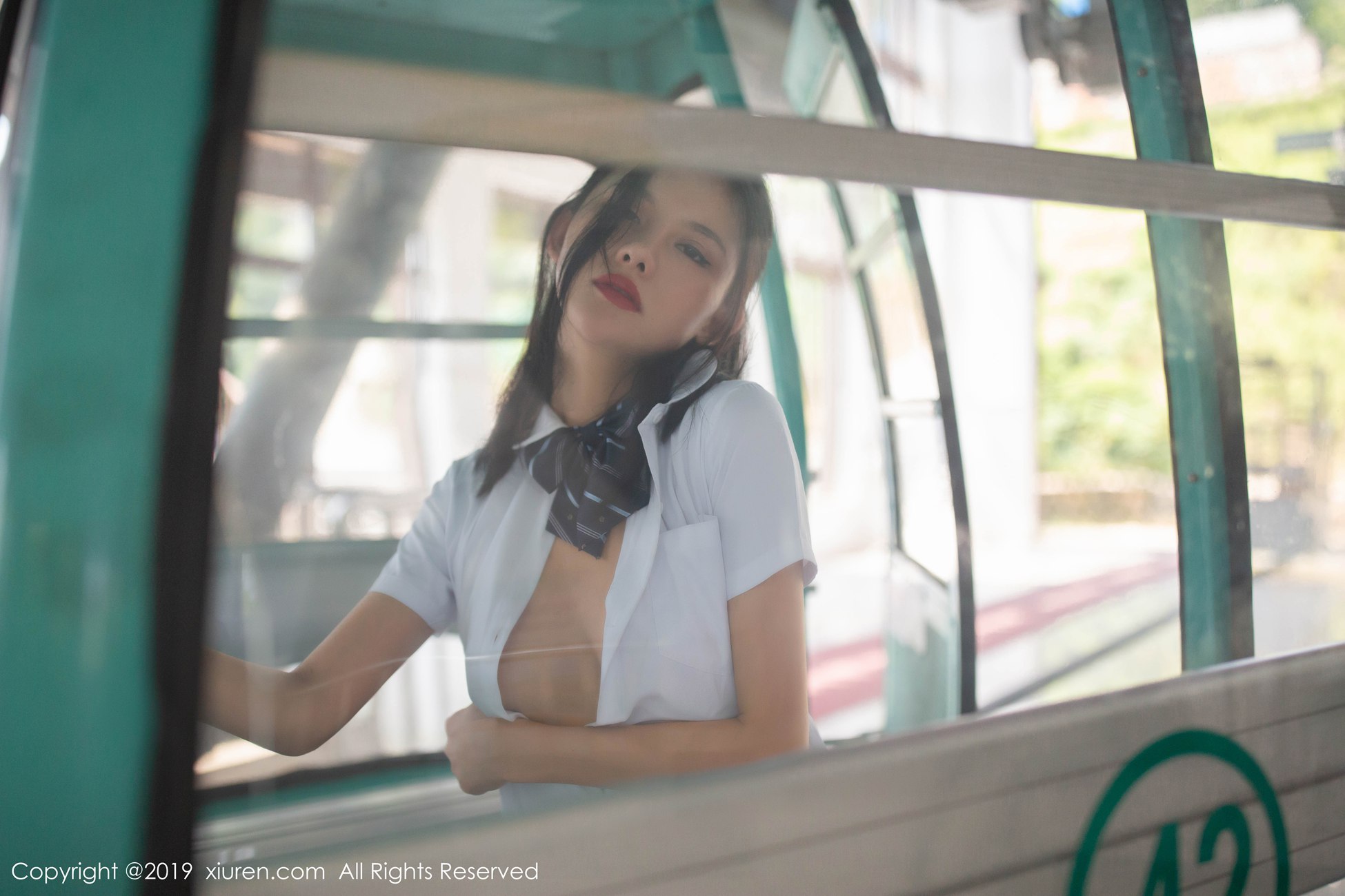 图片[50]-[Xiuren秀人网]XR20191012N01723 2019.10.12 NO.1723 白衬衫黑丝袜秀腿翘臀灵动诱人 就是阿朱啊[96+1P] – 速更版-美库