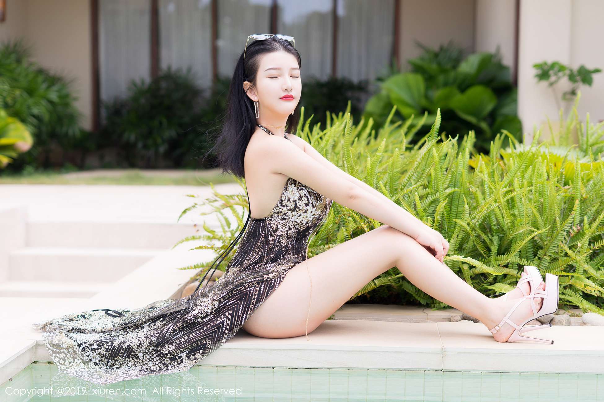 图片[38]-[Xiuren秀人网]XR20191014N01726 2019.10.14 No.1726 户外泳池拍摄性感娇躯乍泄 小尤奈[52+1P] – 速更版-美库