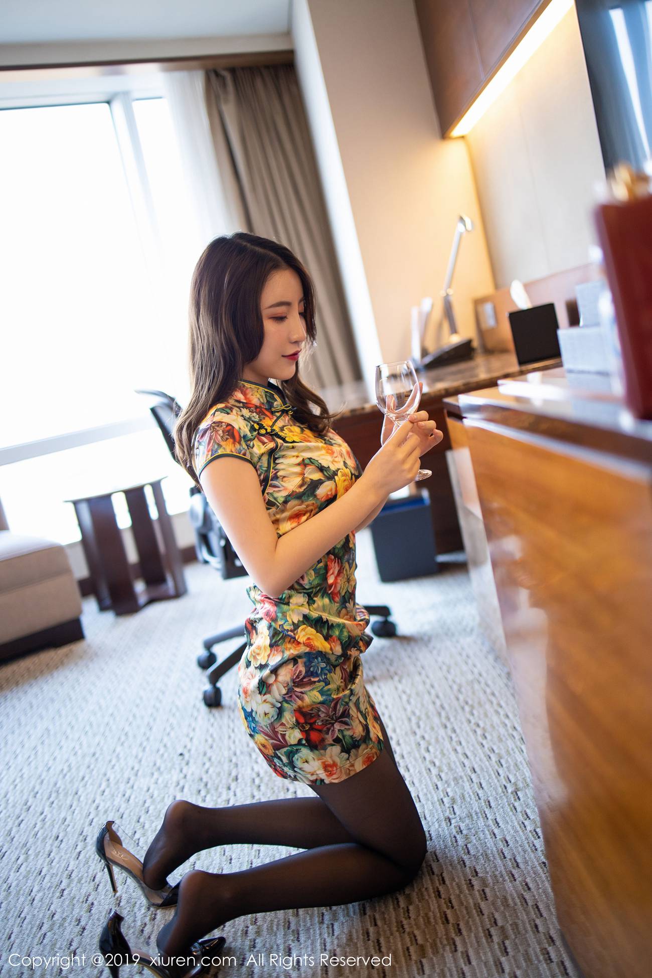 图片[73]-[Xiuren秀人网]XR20191014N01727 2019.10.14 NO.1727 性感黑丝吊袜美腿 绯月樱-Cherry[87+1P] – 速更版-美库